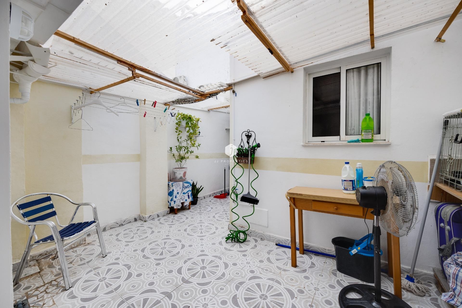 D'occasion - Appartement -
Torrevieja - Centro