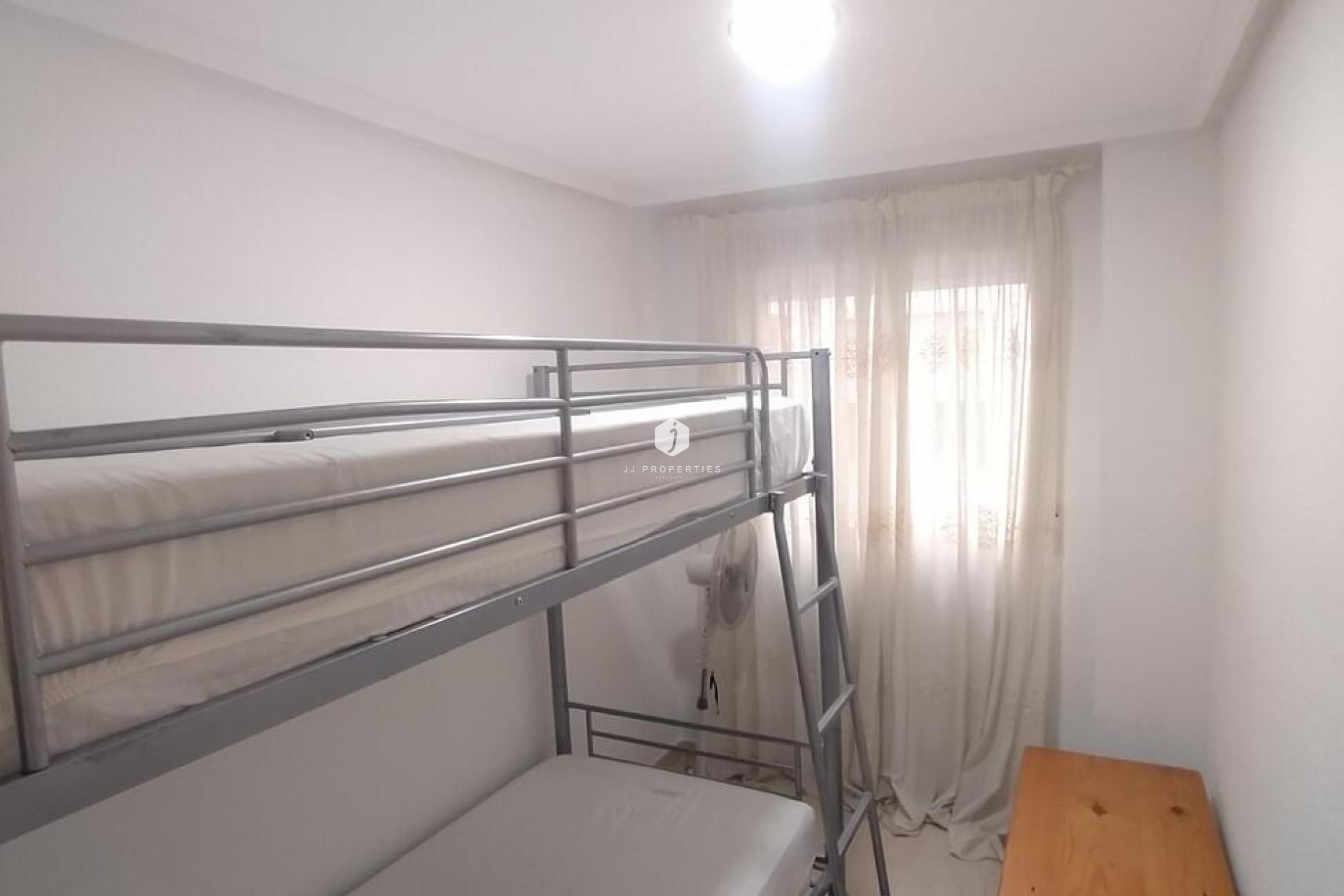 D'occasion - Appartement -
Torrevieja - Centro