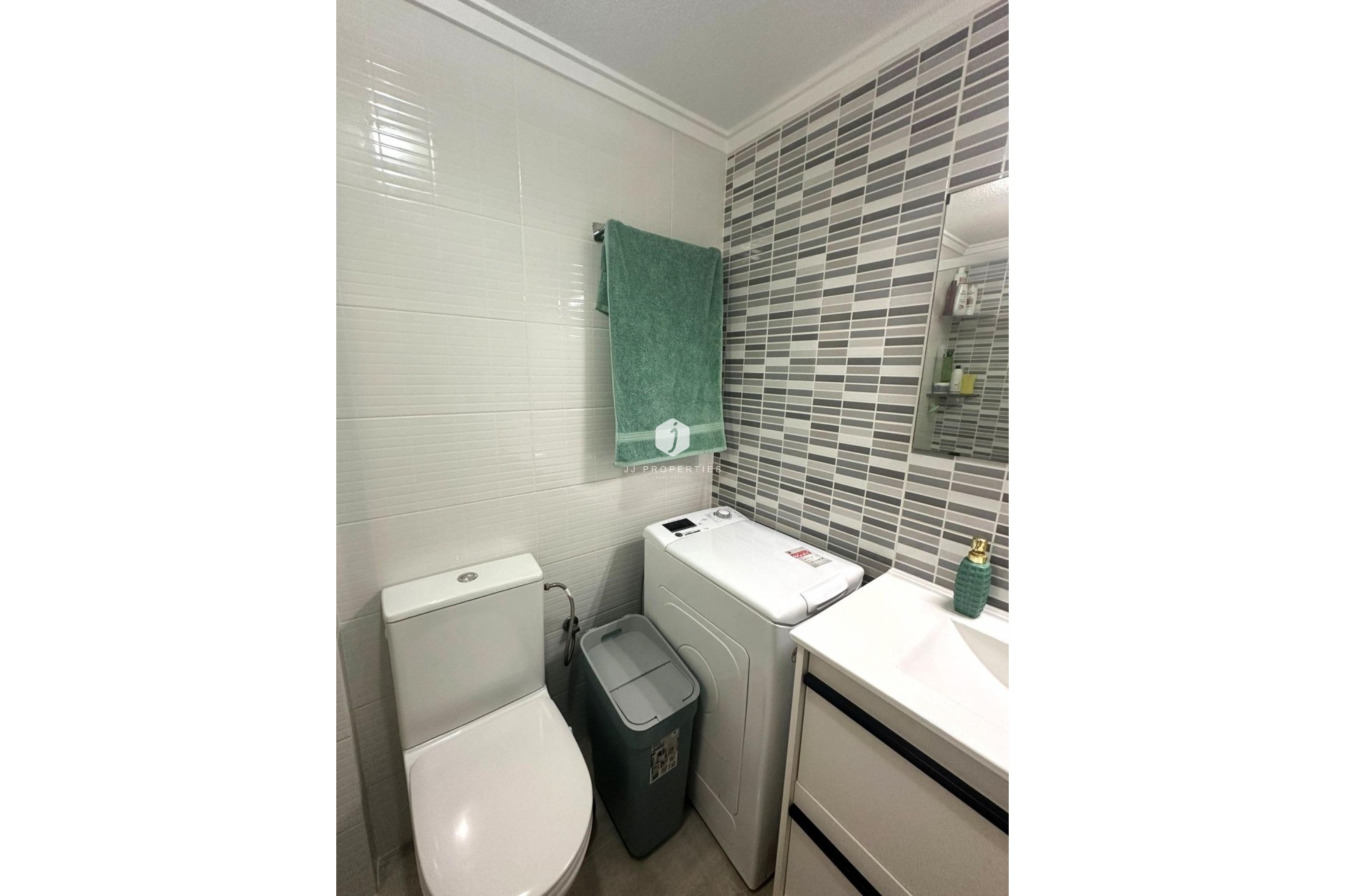 D'occasion - Appartement -
Torrevieja - Centro