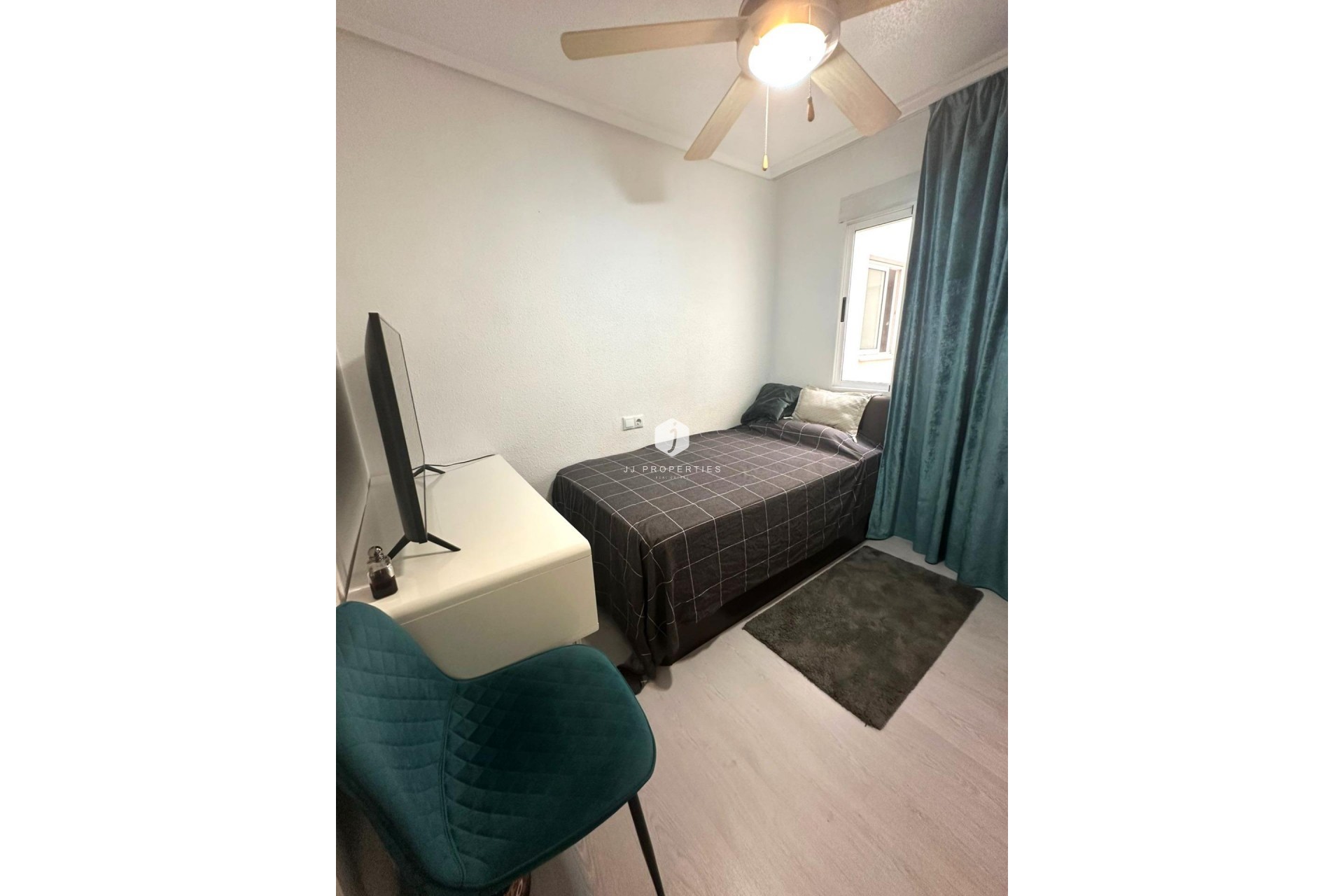 D'occasion - Appartement -
Torrevieja - Centro