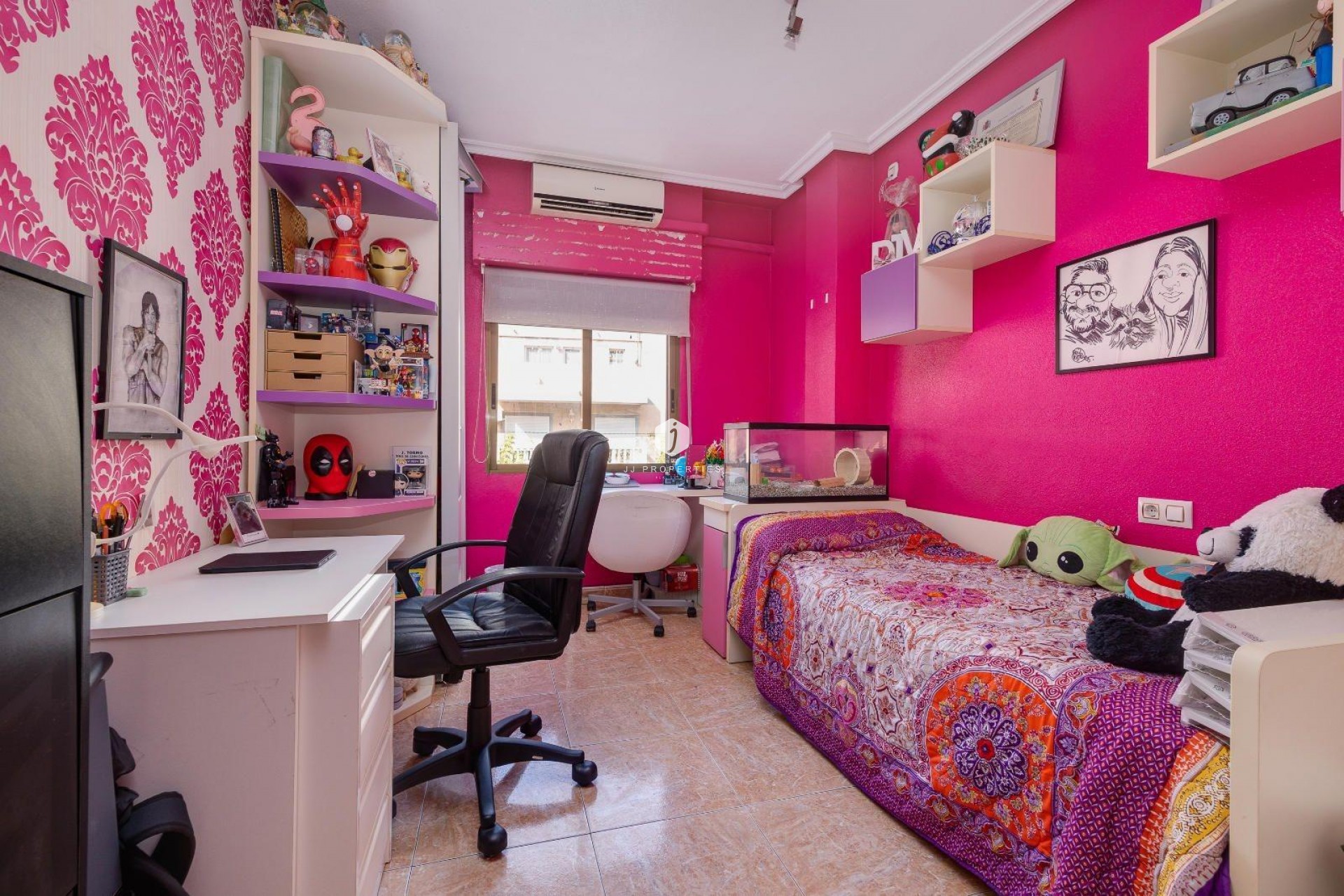 D'occasion - Appartement -
Torrevieja - Centro