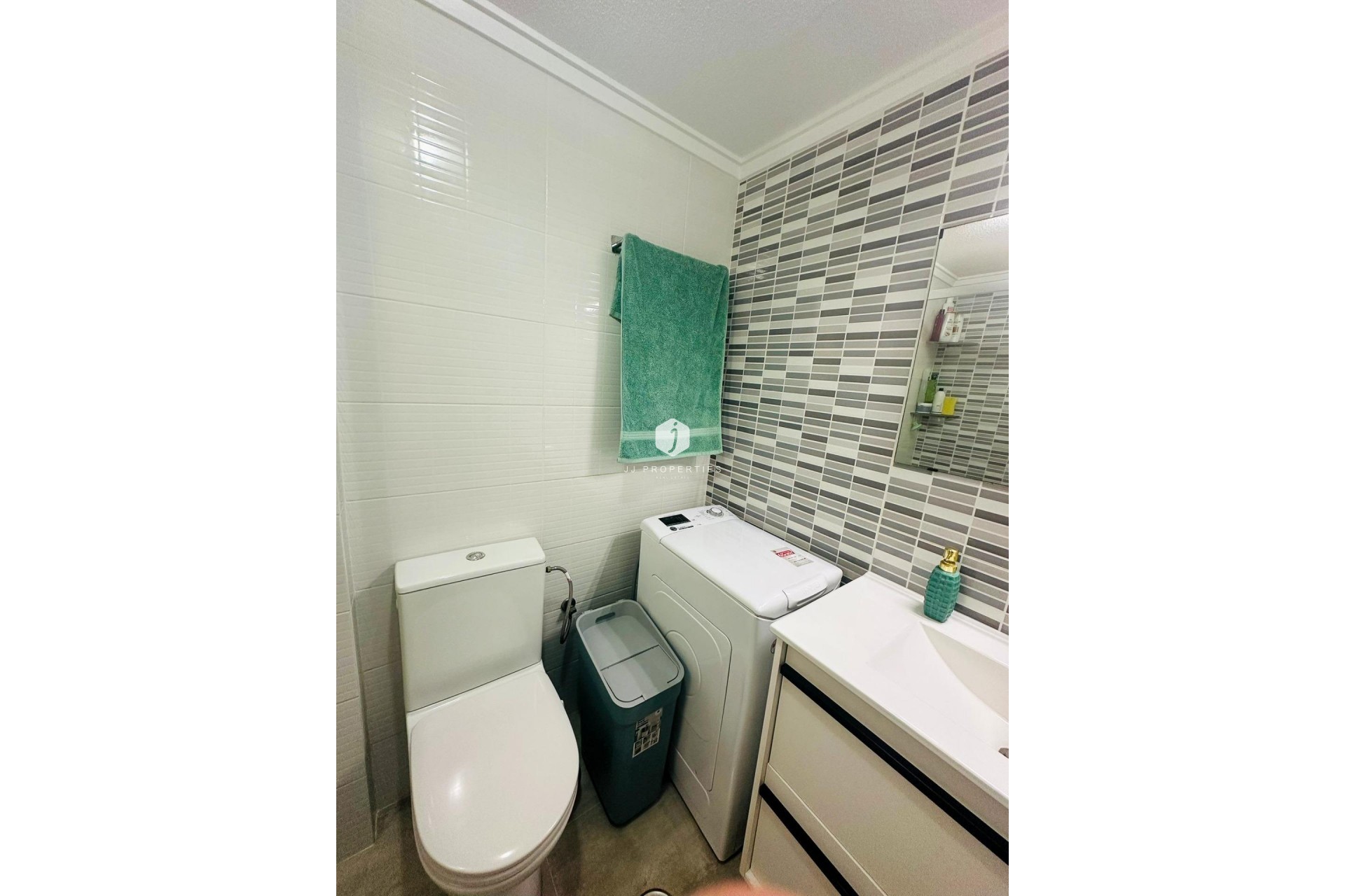 D'occasion - Appartement -
Torrevieja - Centro