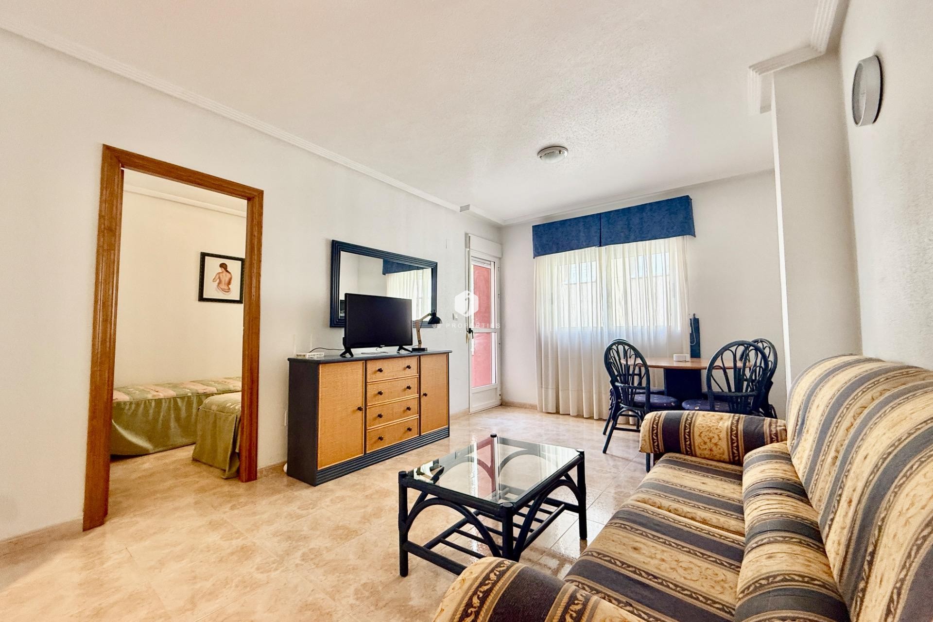 D'occasion - Appartement -
Torrevieja - Centro