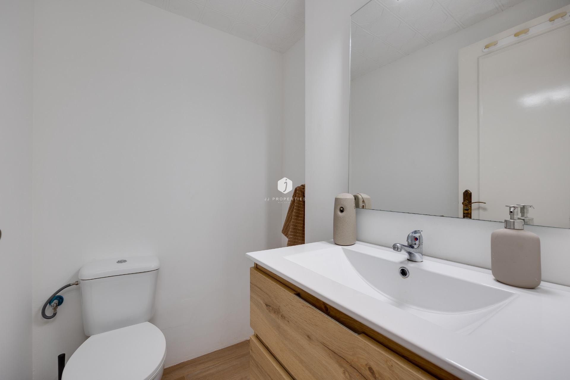 D'occasion - Appartement -
Torrevieja - Centro