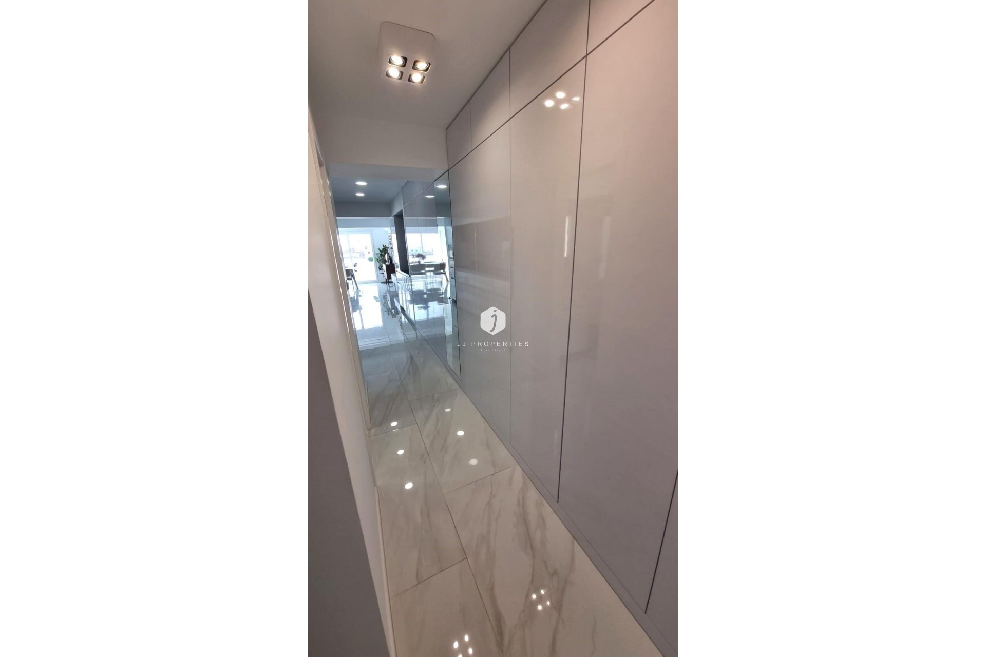 D'occasion - Appartement -
Torrevieja - Centro