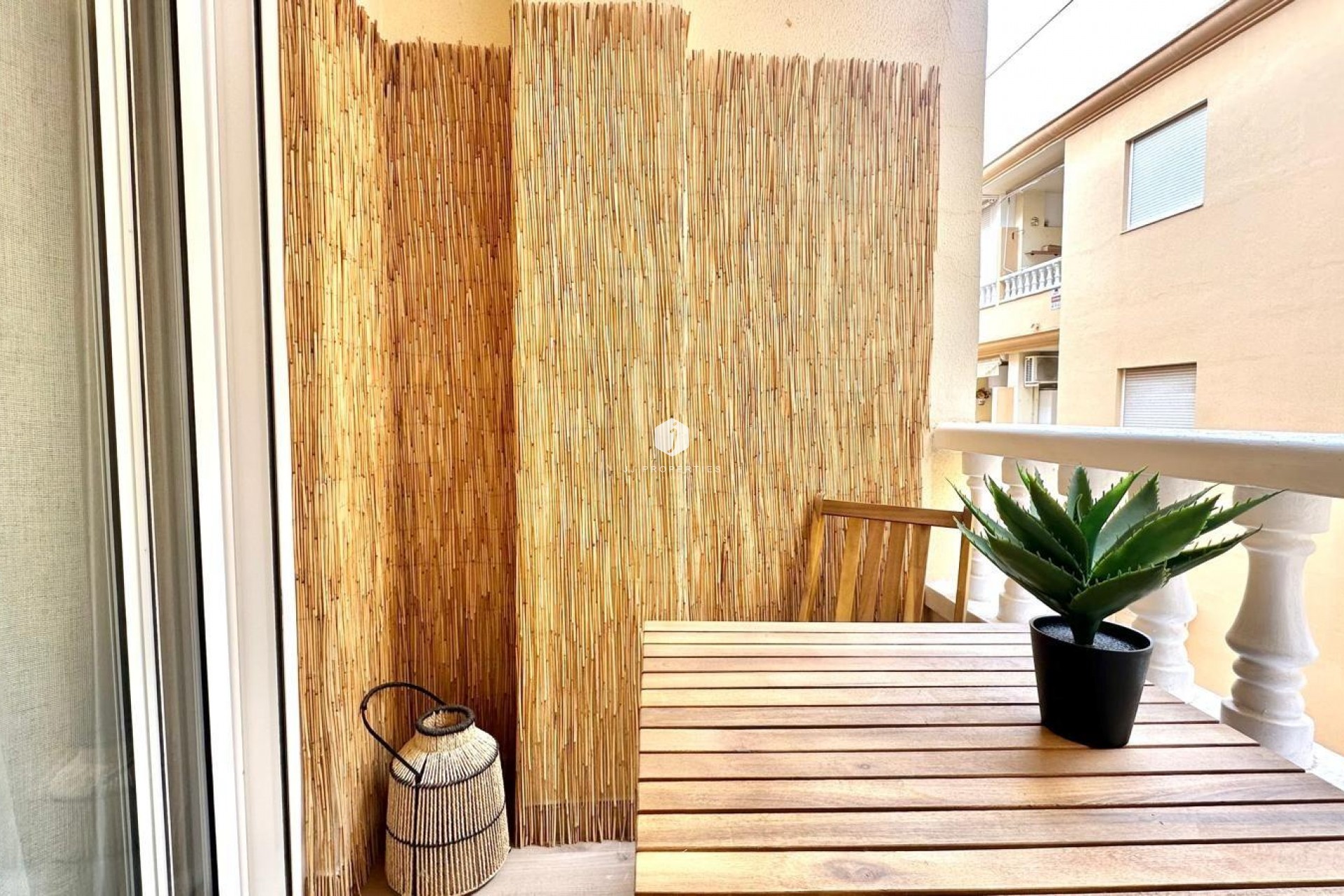 D'occasion - Appartement -
Torrevieja - Centro