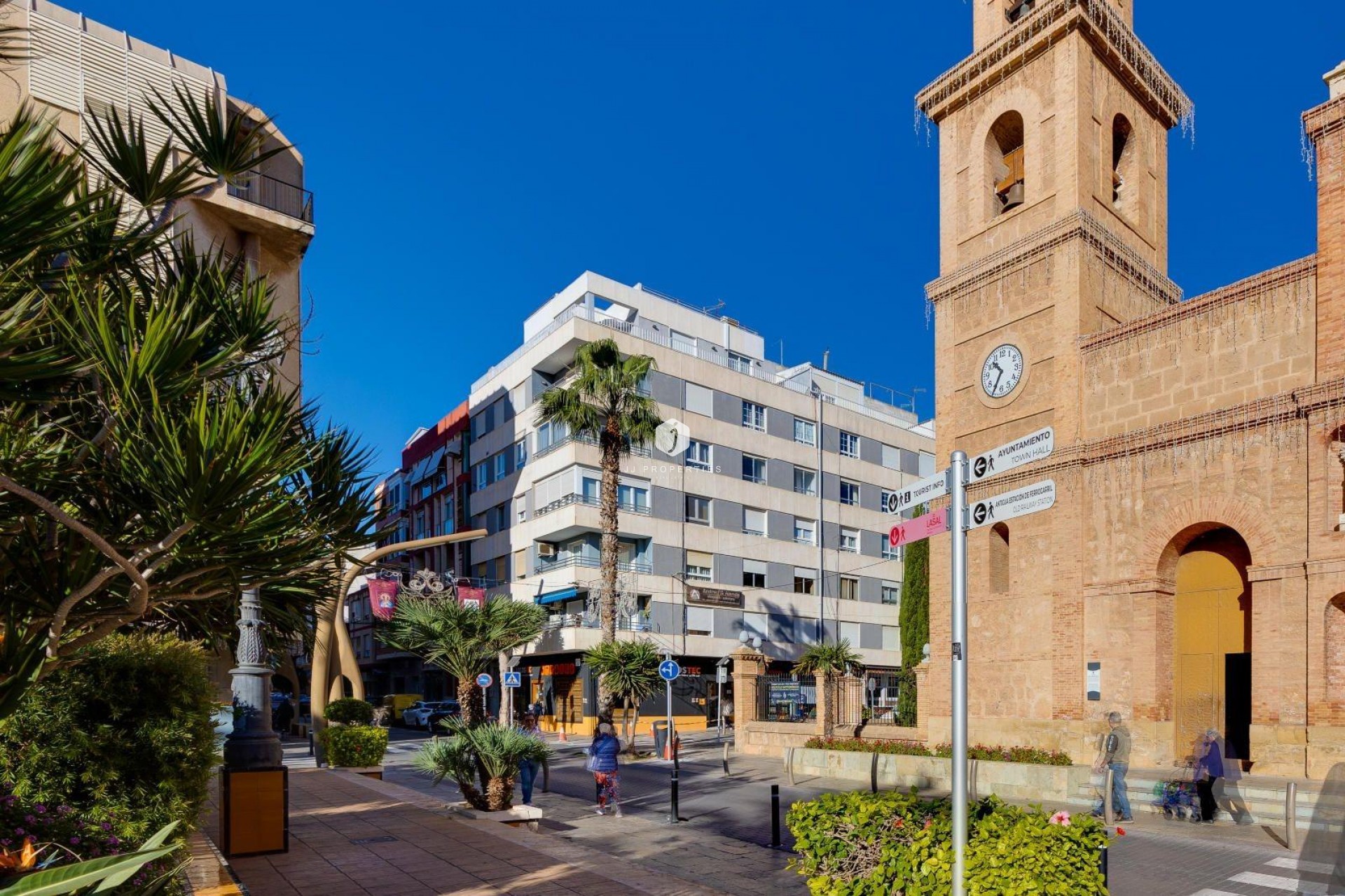 D'occasion - Appartement -
Torrevieja - Centro