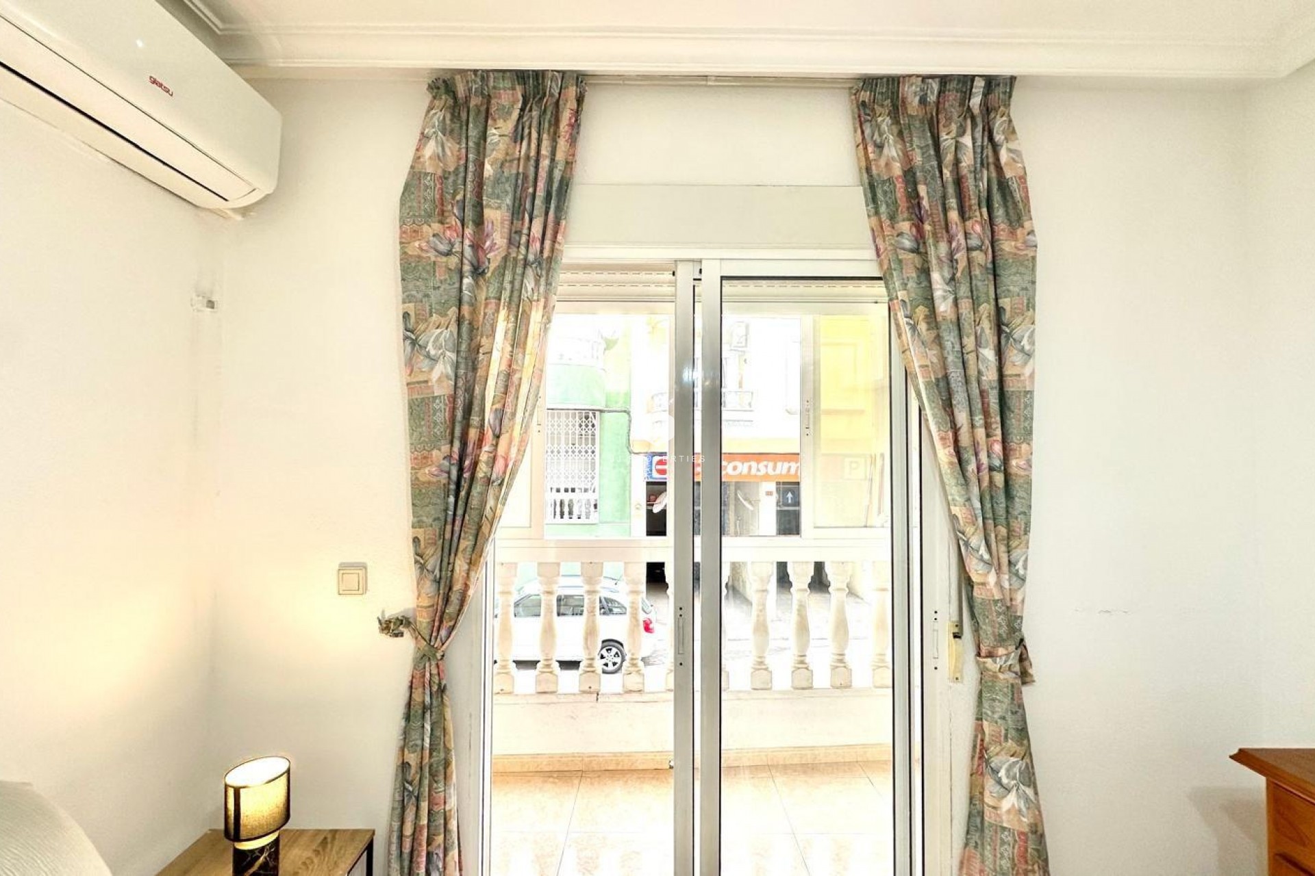 D'occasion - Appartement -
Torrevieja - Centro