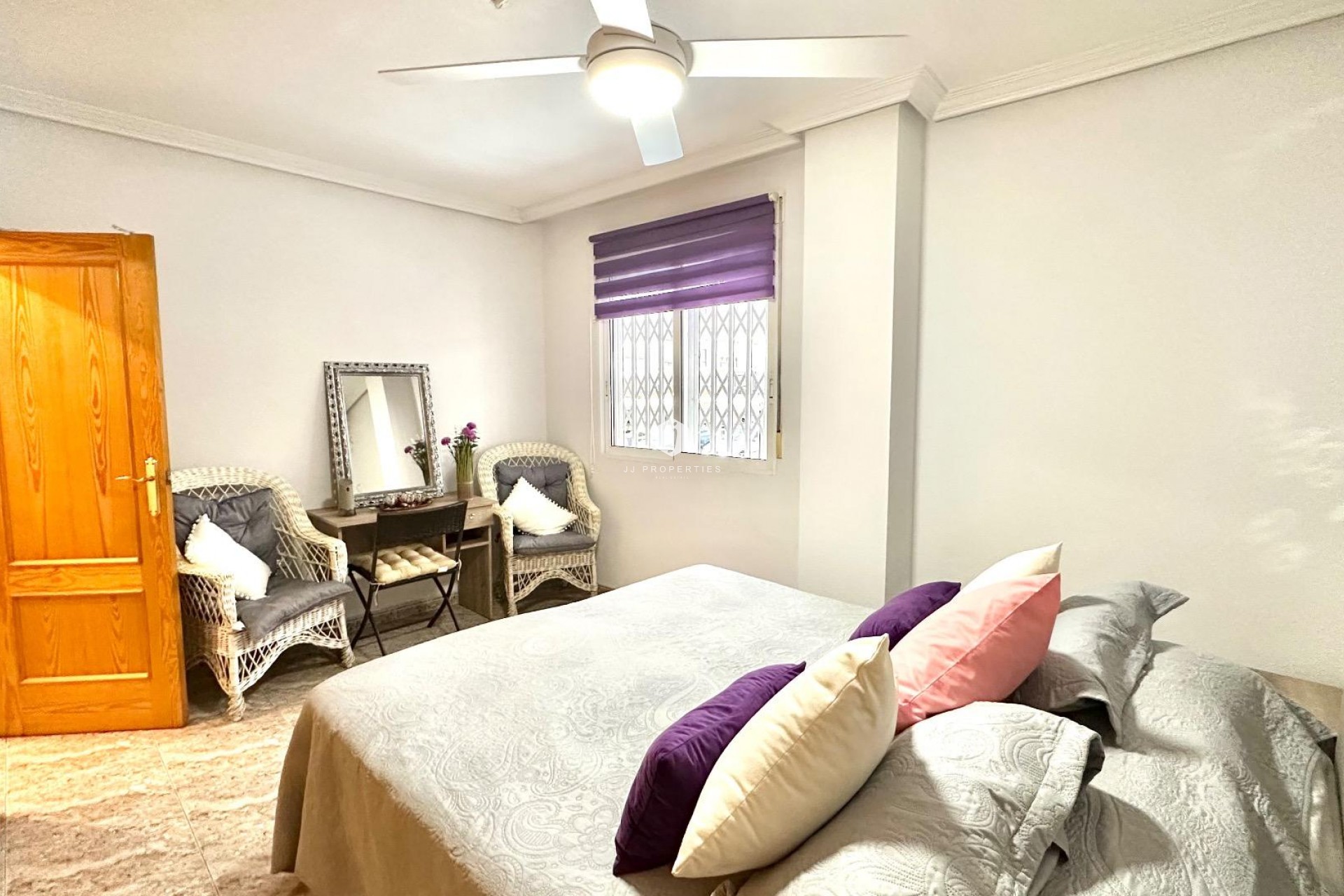 D'occasion - Appartement -
Torrevieja - Centro