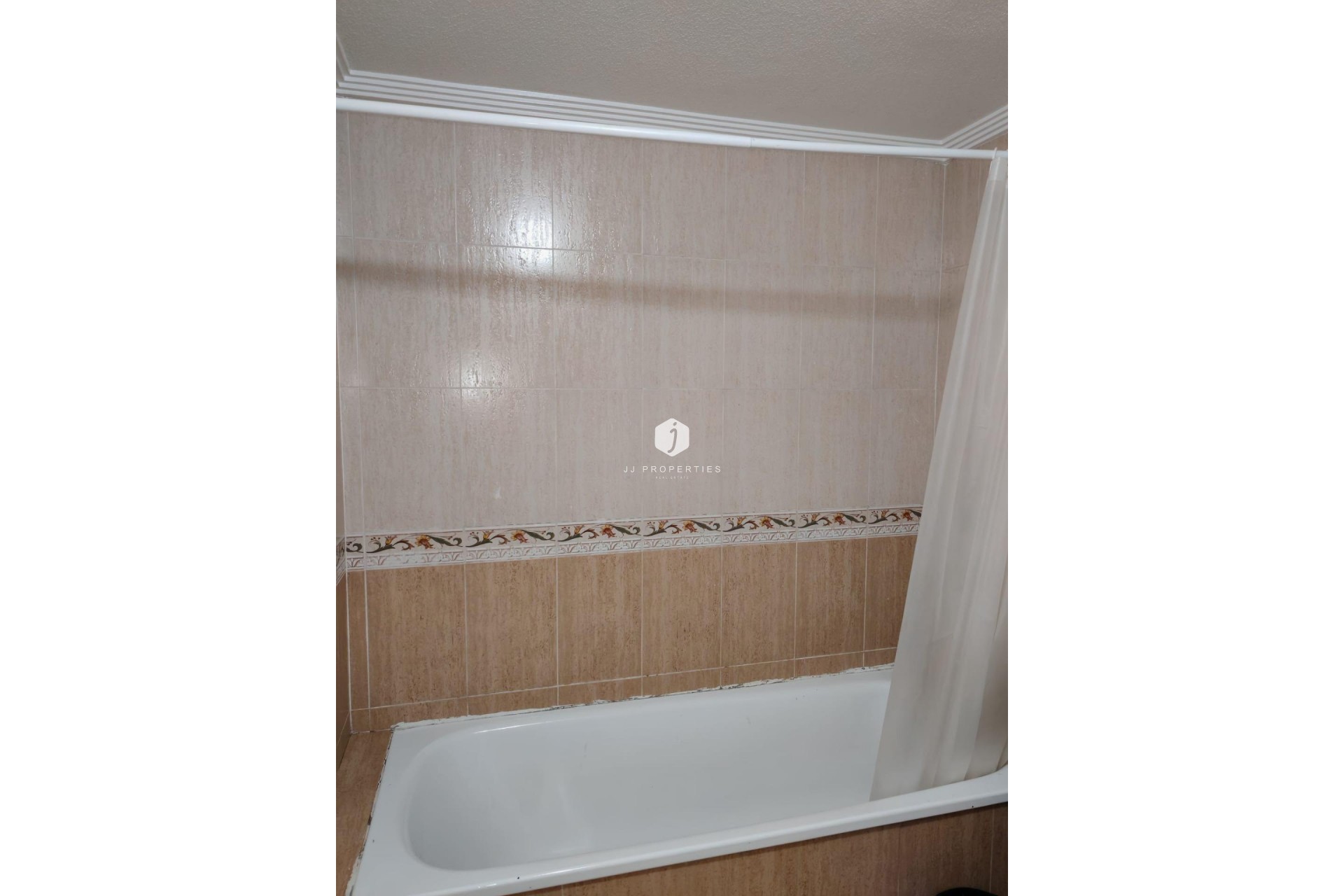 D'occasion - Appartement -
Torrevieja - Centro