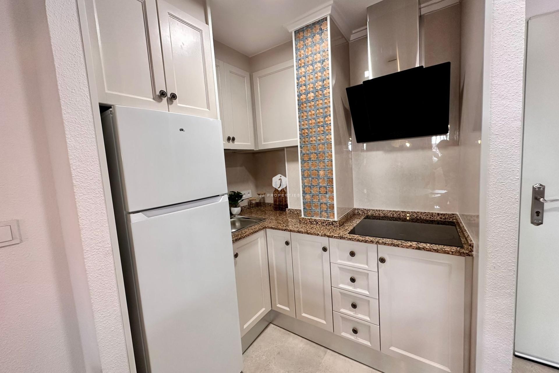 D'occasion - Appartement -
Torrevieja - Centro