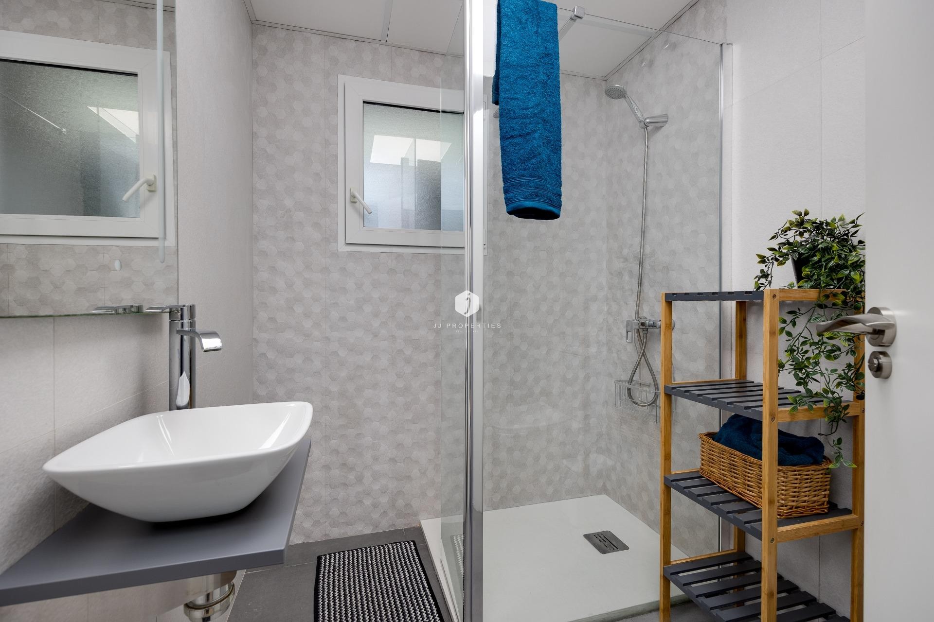 D'occasion - Appartement -
Torrevieja - Centro