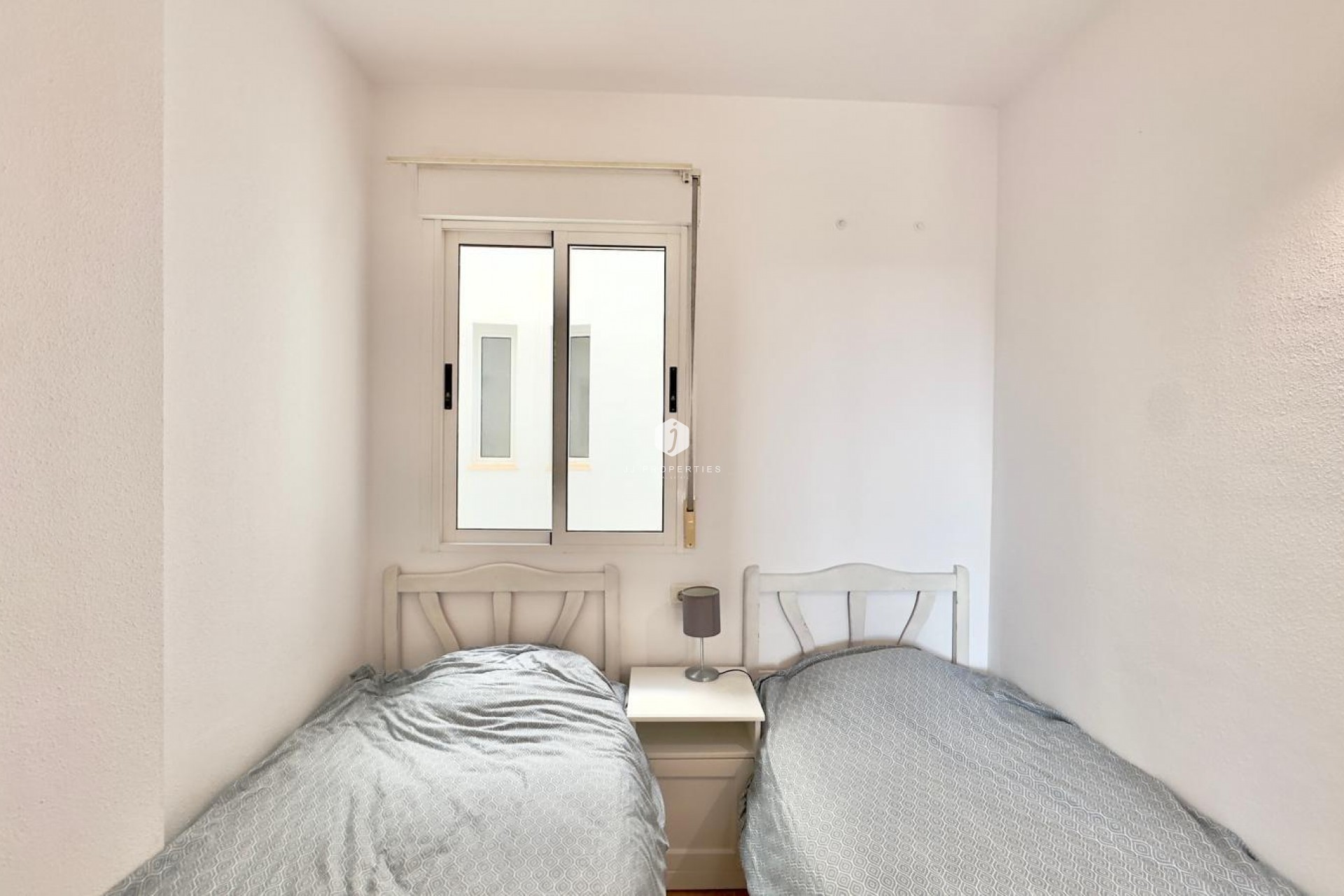 D'occasion - Appartement -
Torrevieja - Centro