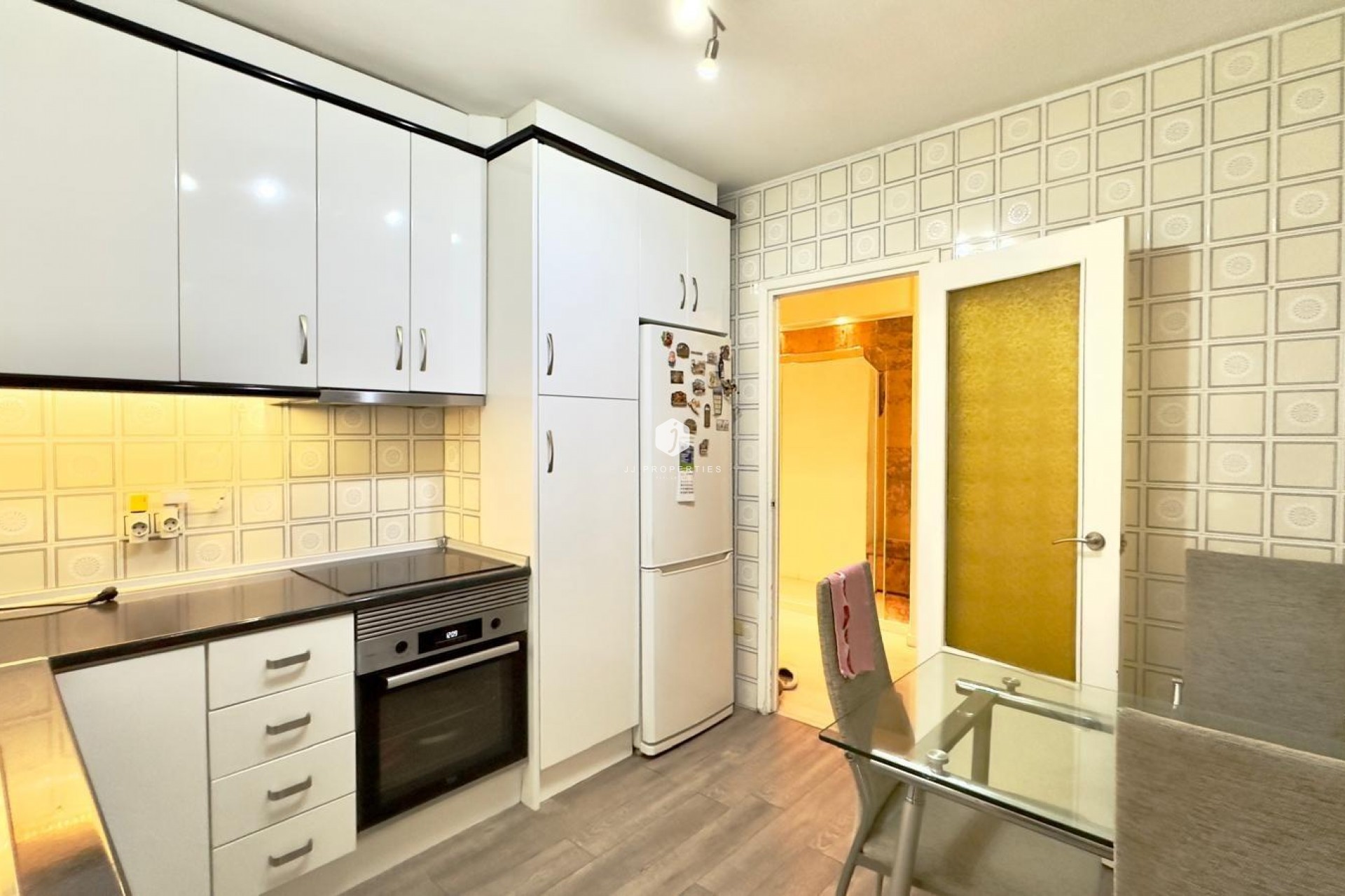 D'occasion - Appartement -
Torrevieja - Centro