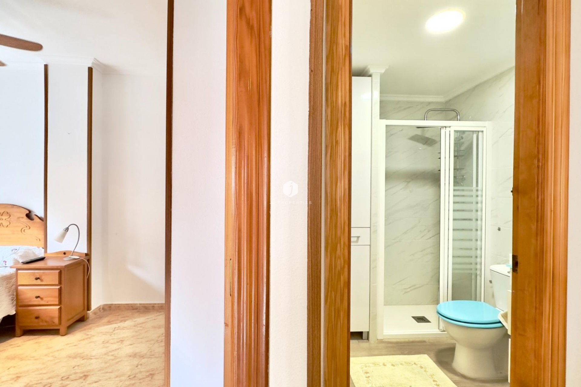 D'occasion - Appartement -
Torrevieja - Centro