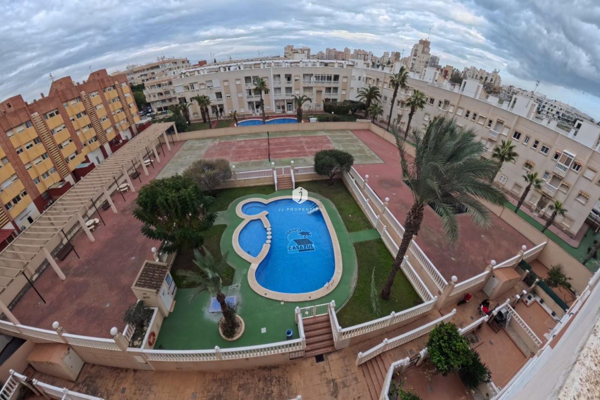 D'occasion - Appartement -
Torrevieja - Centro