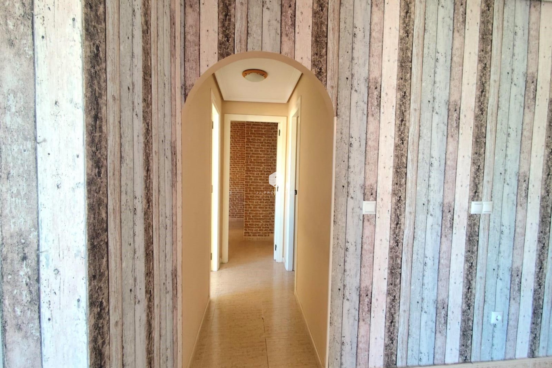 D'occasion - Appartement -
Torrevieja - Centro