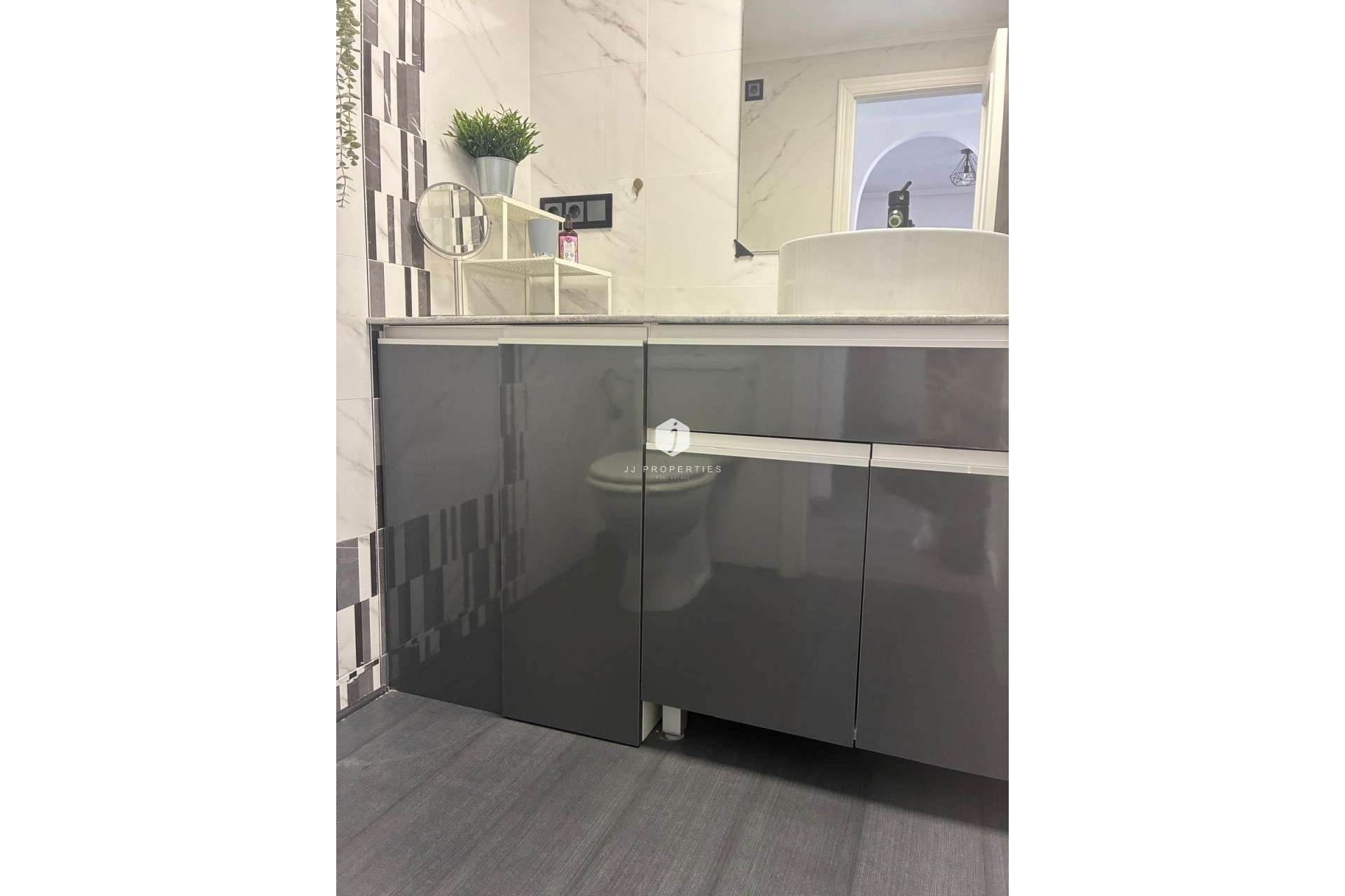 D'occasion - Appartement -
Torrevieja - Centro