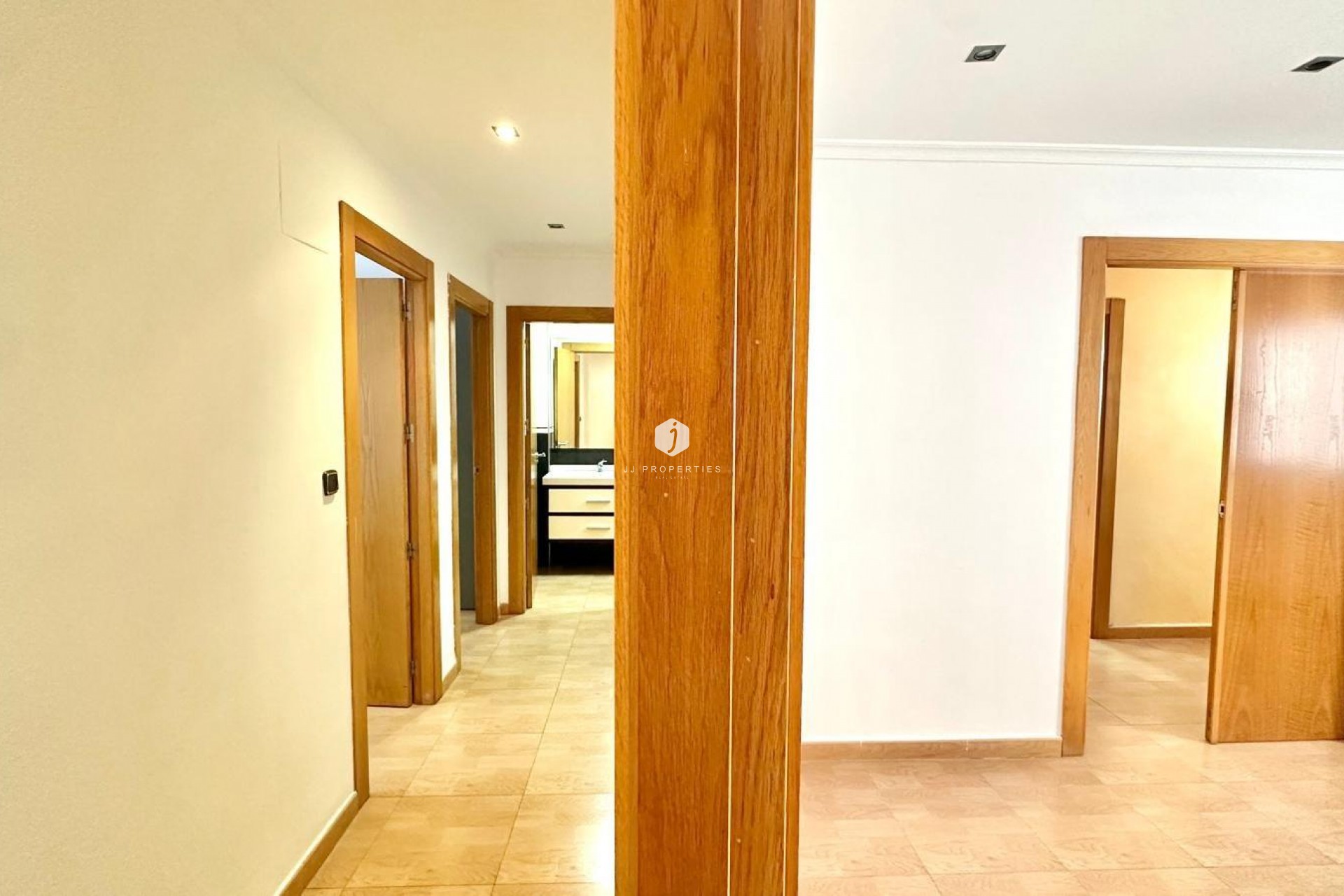 D'occasion - Appartement -
Torrevieja - Centro