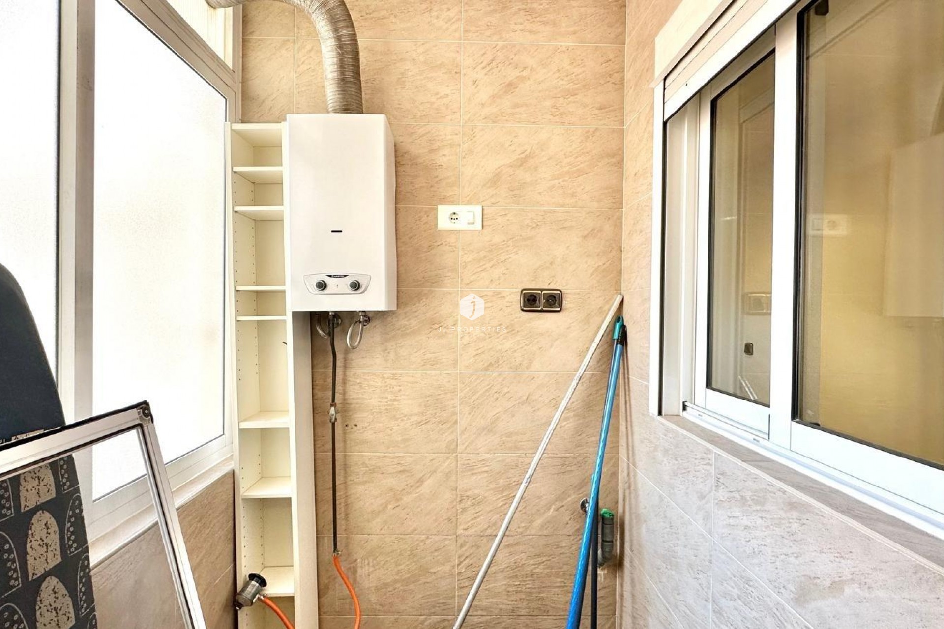 D'occasion - Appartement -
Torrevieja - Centro