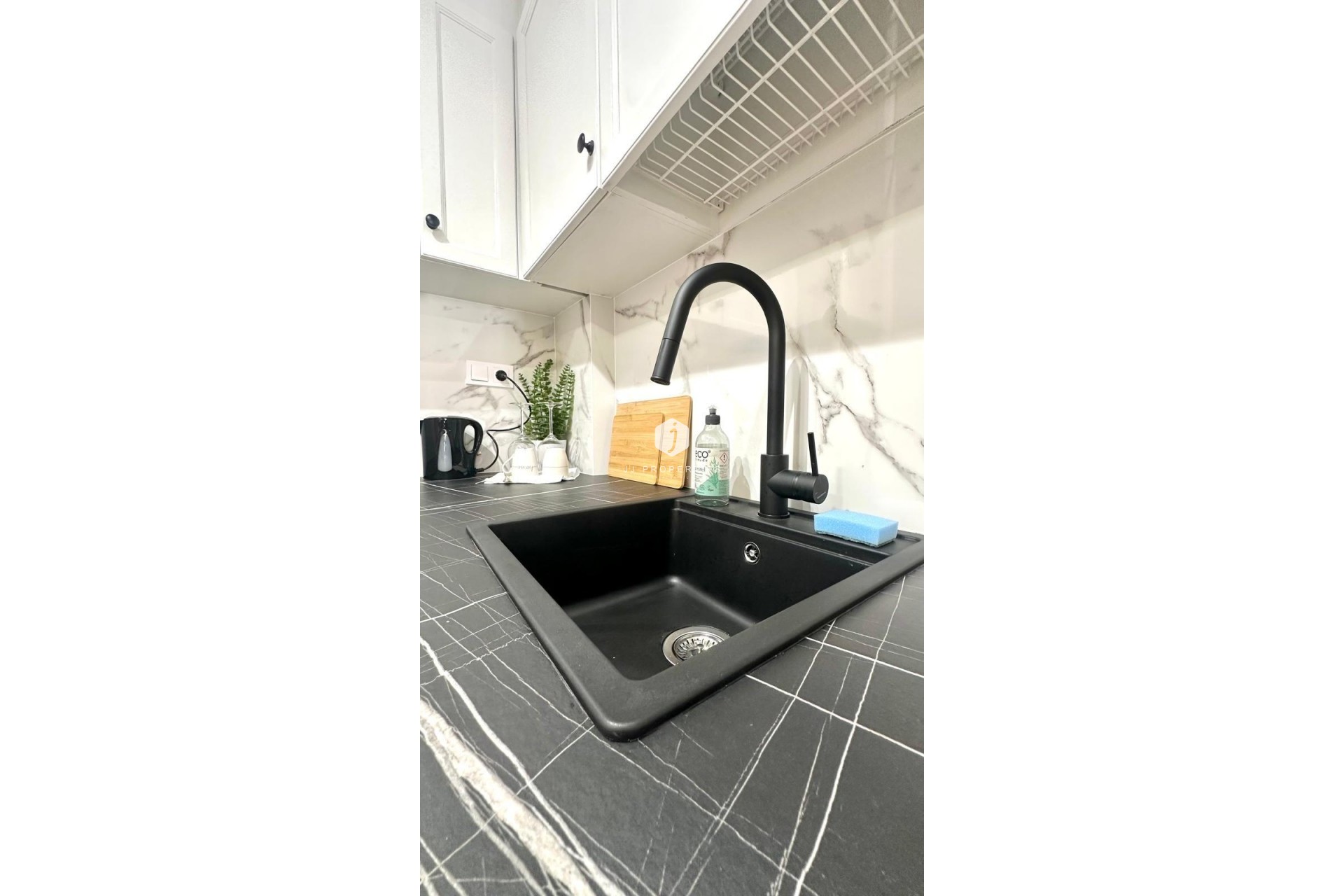 D'occasion - Appartement -
Torrevieja - Centro