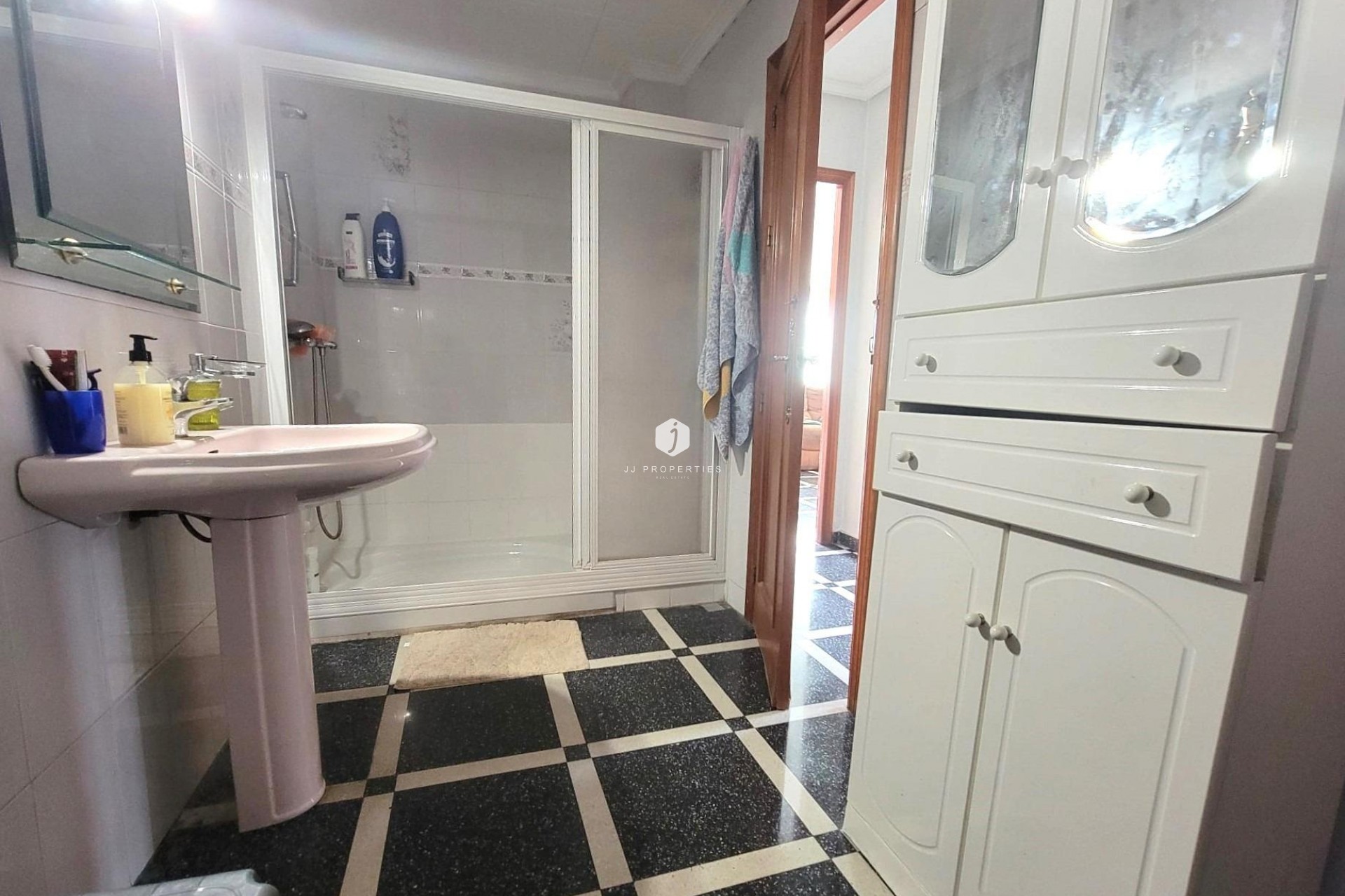 D'occasion - Appartement -
Torrevieja - Centro