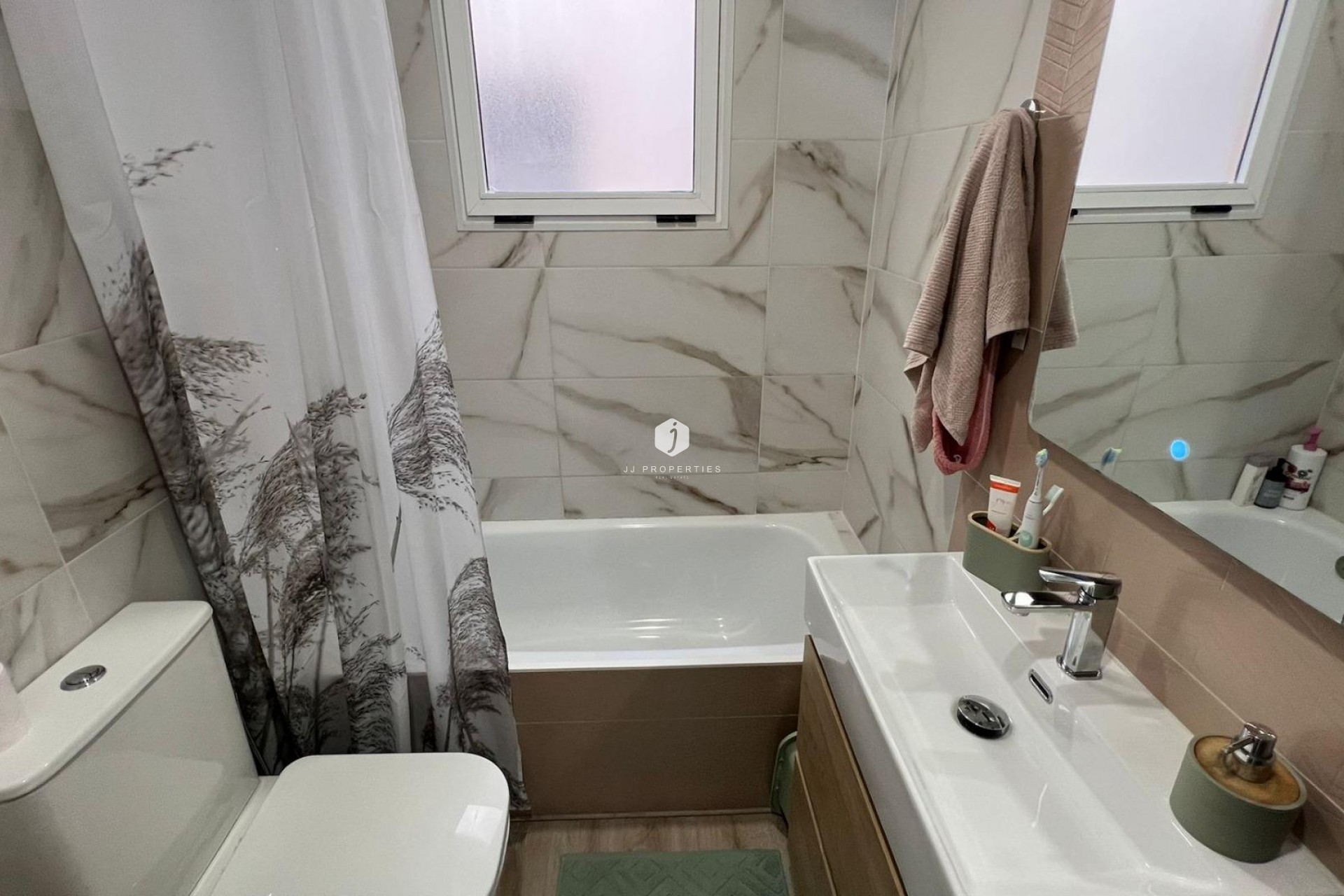 D'occasion - Appartement -
Torrevieja - Centro