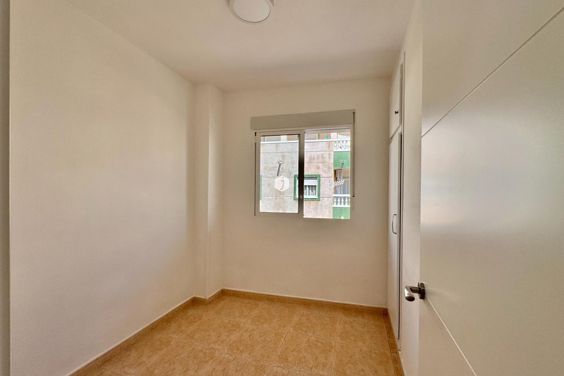 D'occasion - Appartement -
Torrevieja - Centro