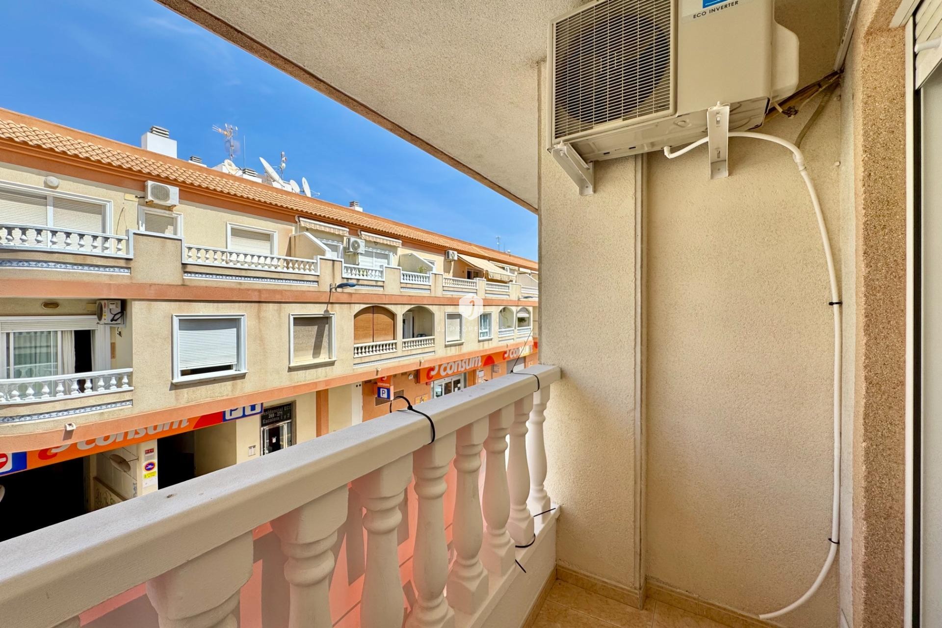 D'occasion - Appartement -
Torrevieja - Centro