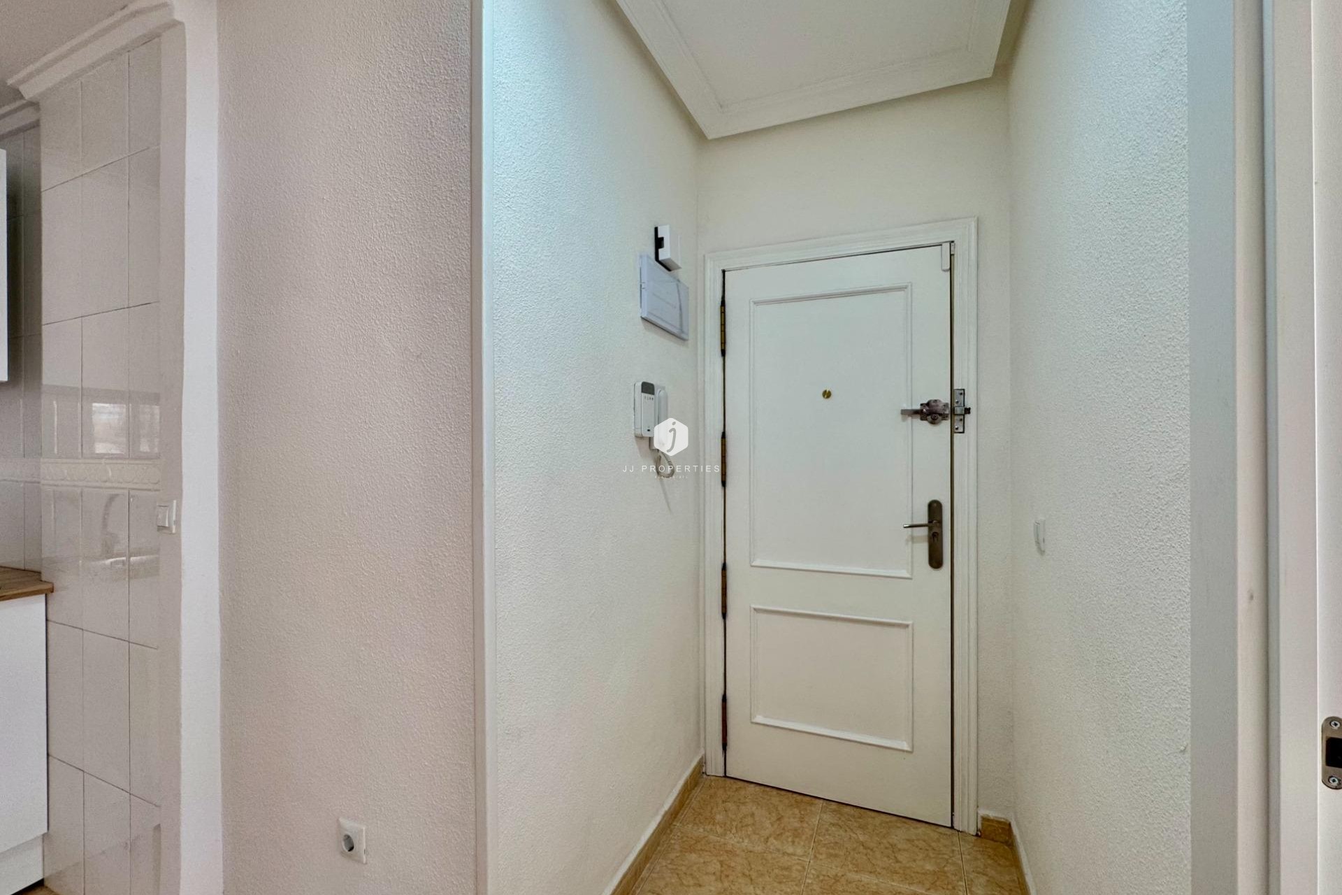 D'occasion - Appartement -
Torrevieja - Centro
