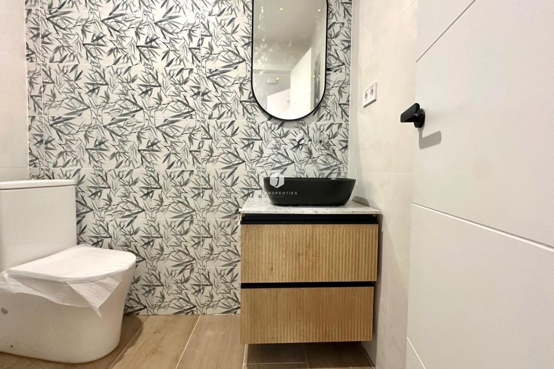 D'occasion - Appartement -
Torrevieja - Centro