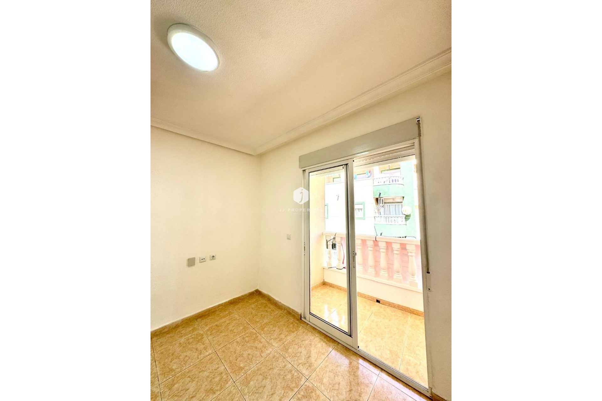 D'occasion - Appartement -
Torrevieja - Centro
