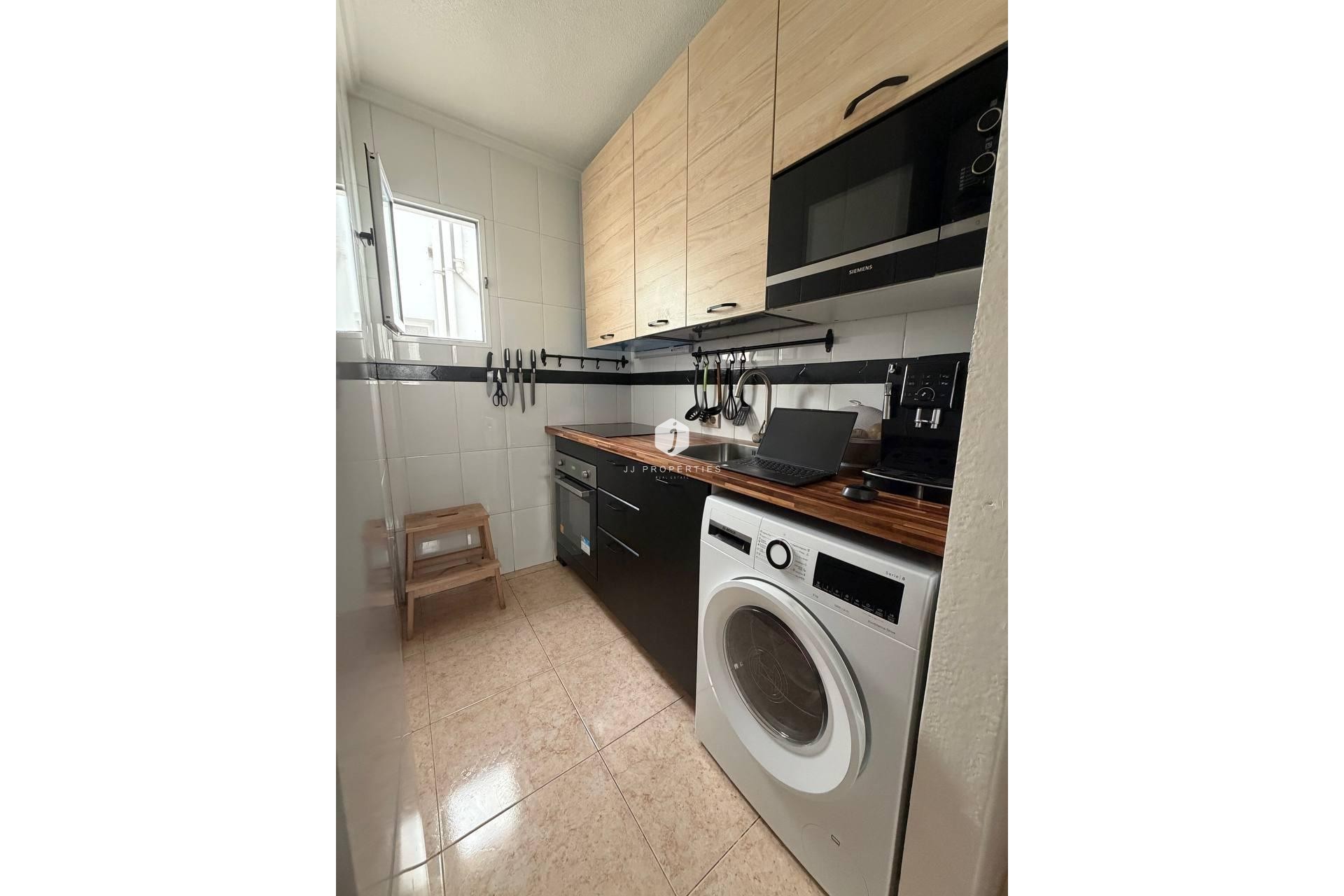 D'occasion - Appartement -
Torrevieja - Centro