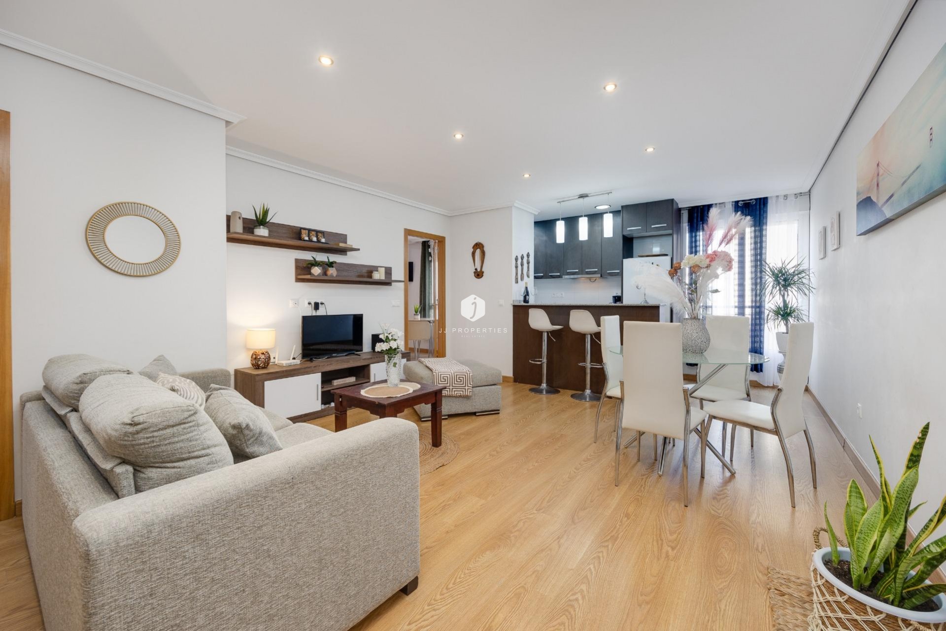 D'occasion - Appartement -
Torrevieja - Centro