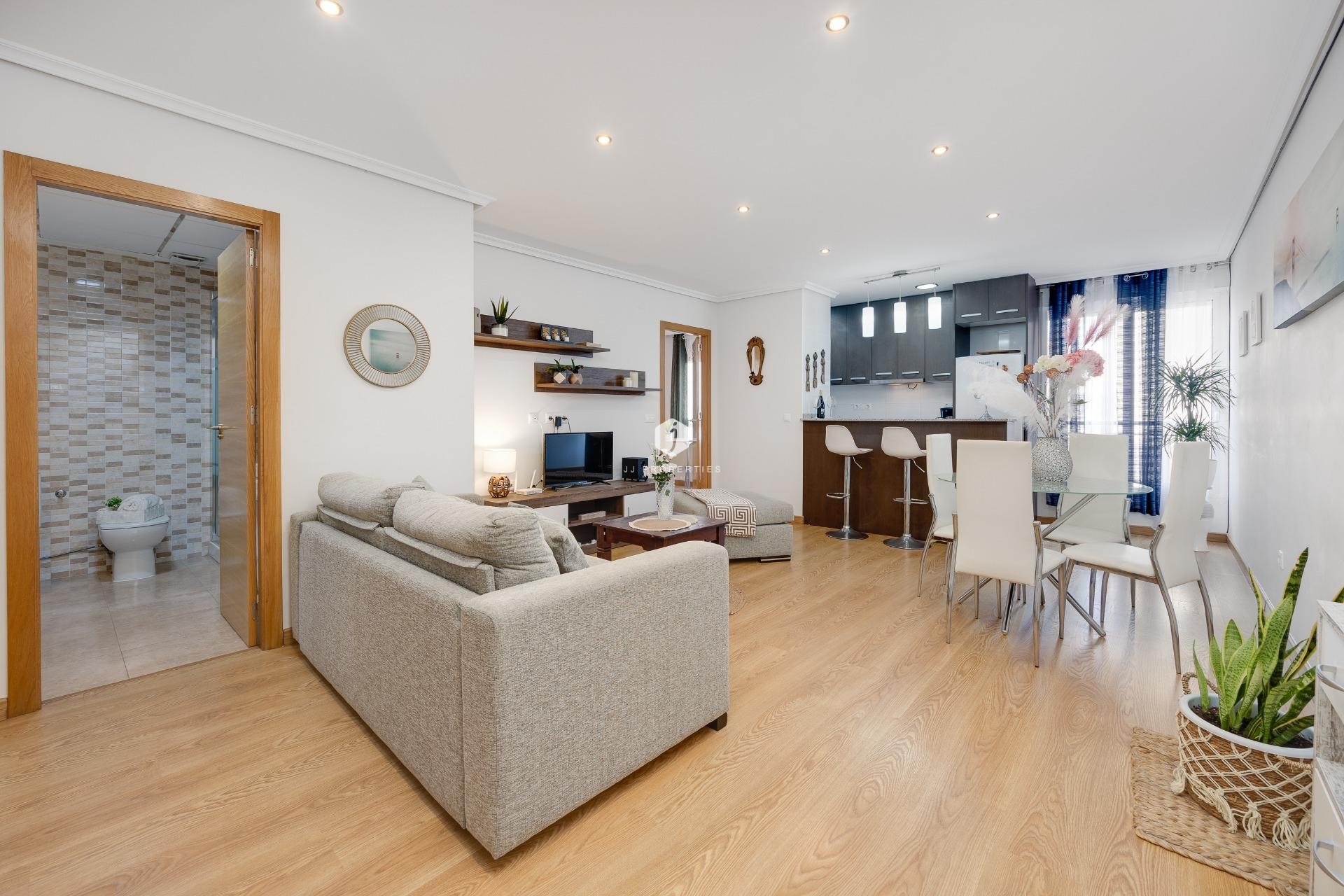 D'occasion - Appartement -
Torrevieja - Centro