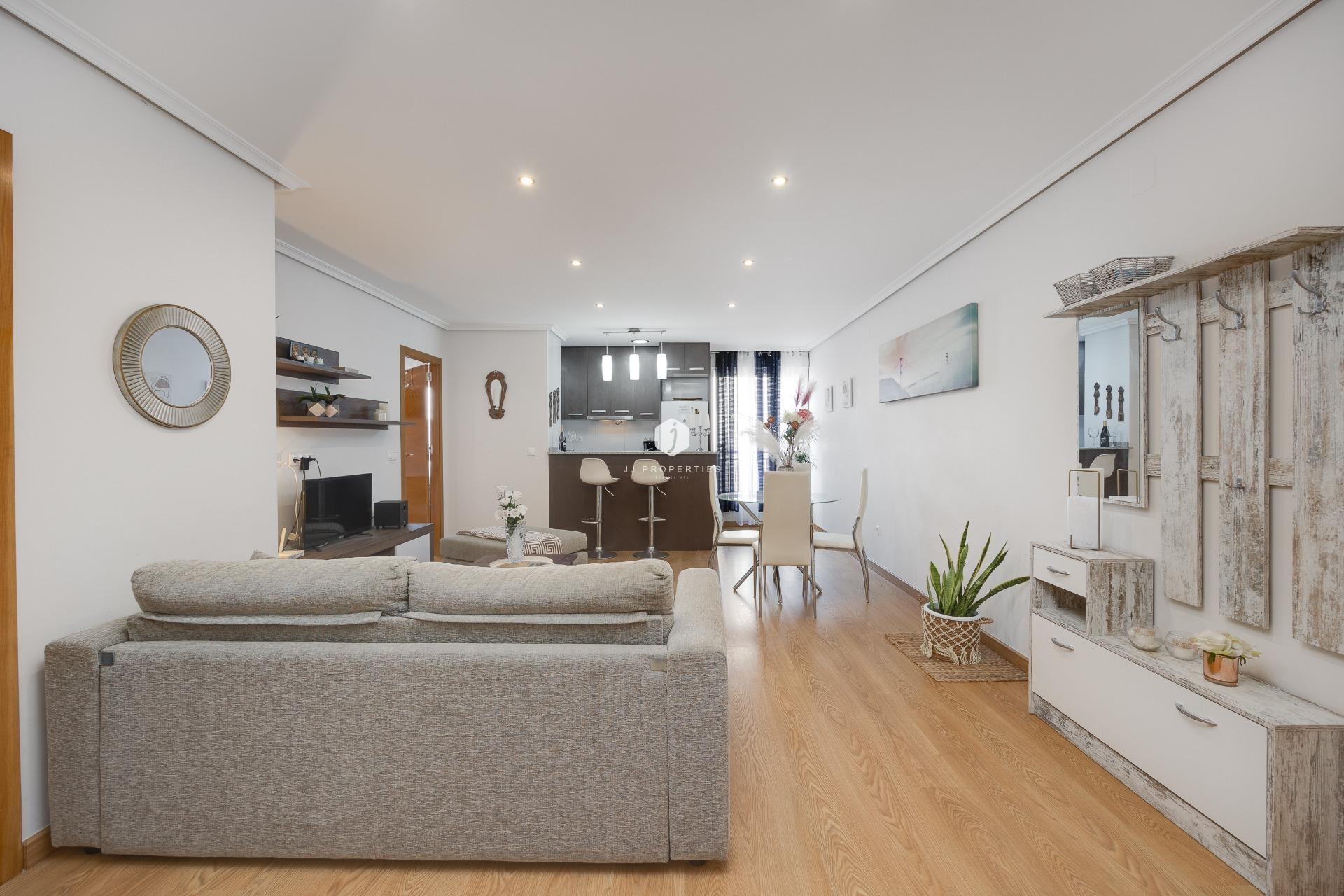 D'occasion - Appartement -
Torrevieja - Centro