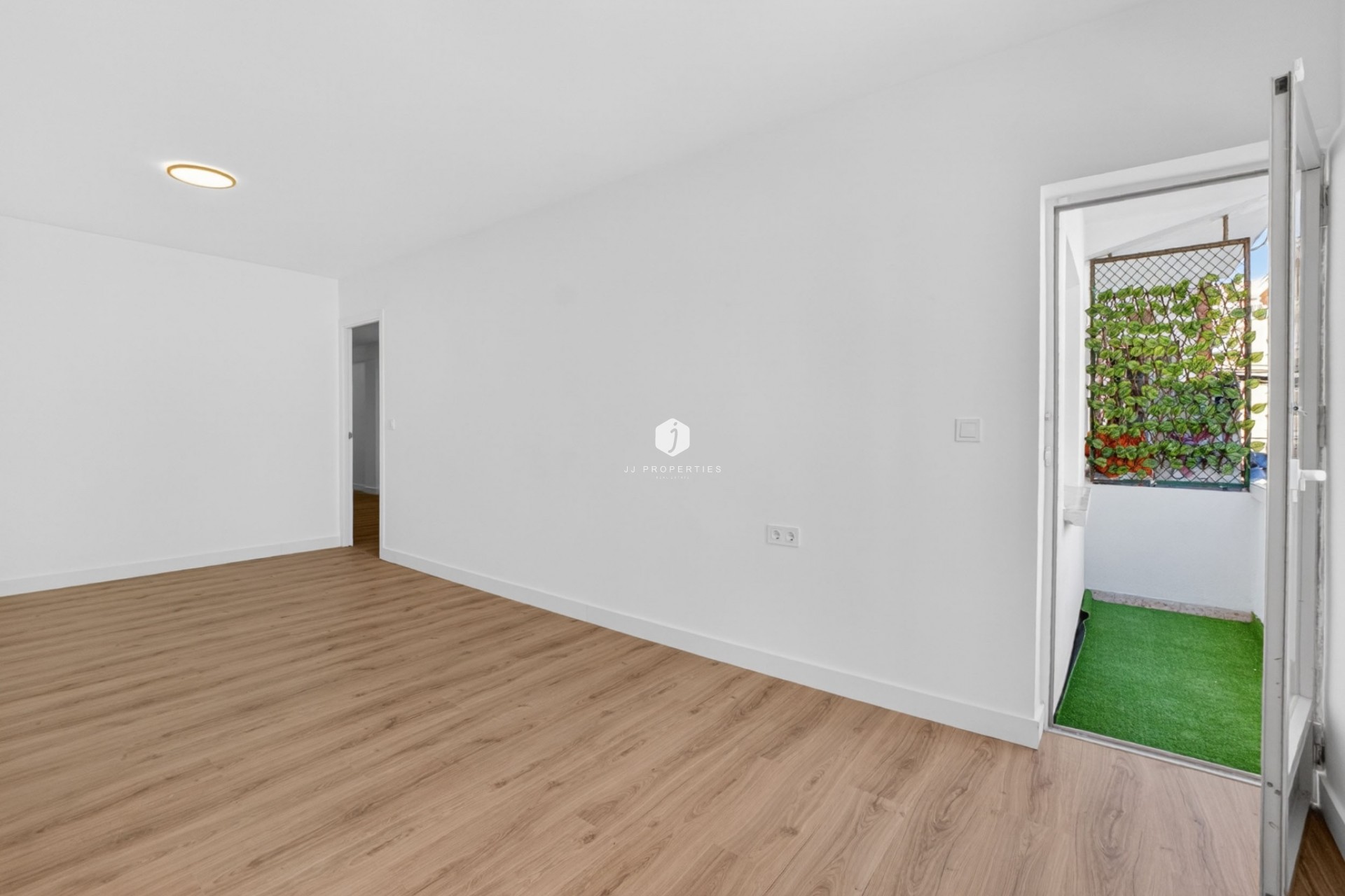 D'occasion - Appartement -
Torrevieja - Centro