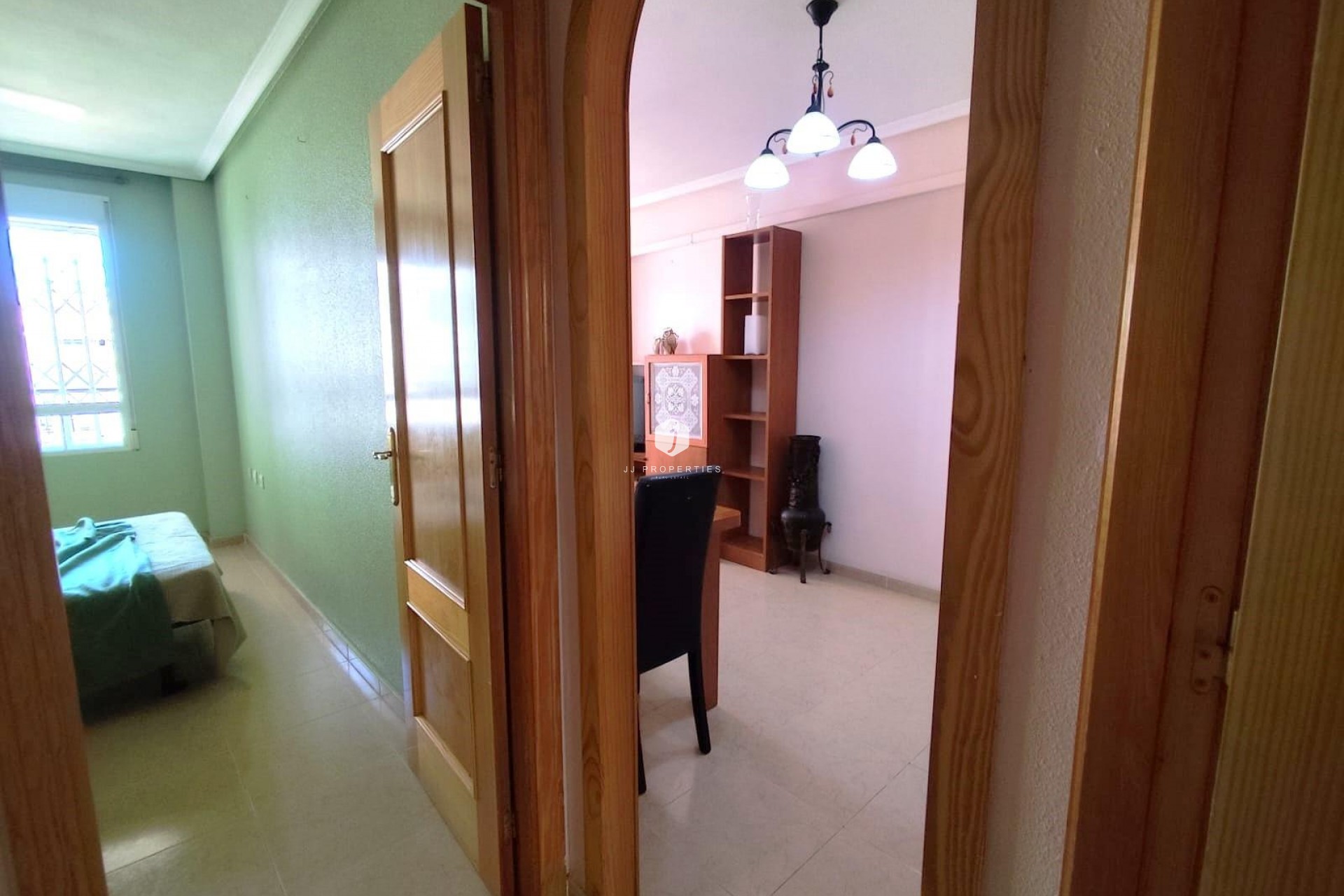 D'occasion - Appartement -
Torrevieja - Centro