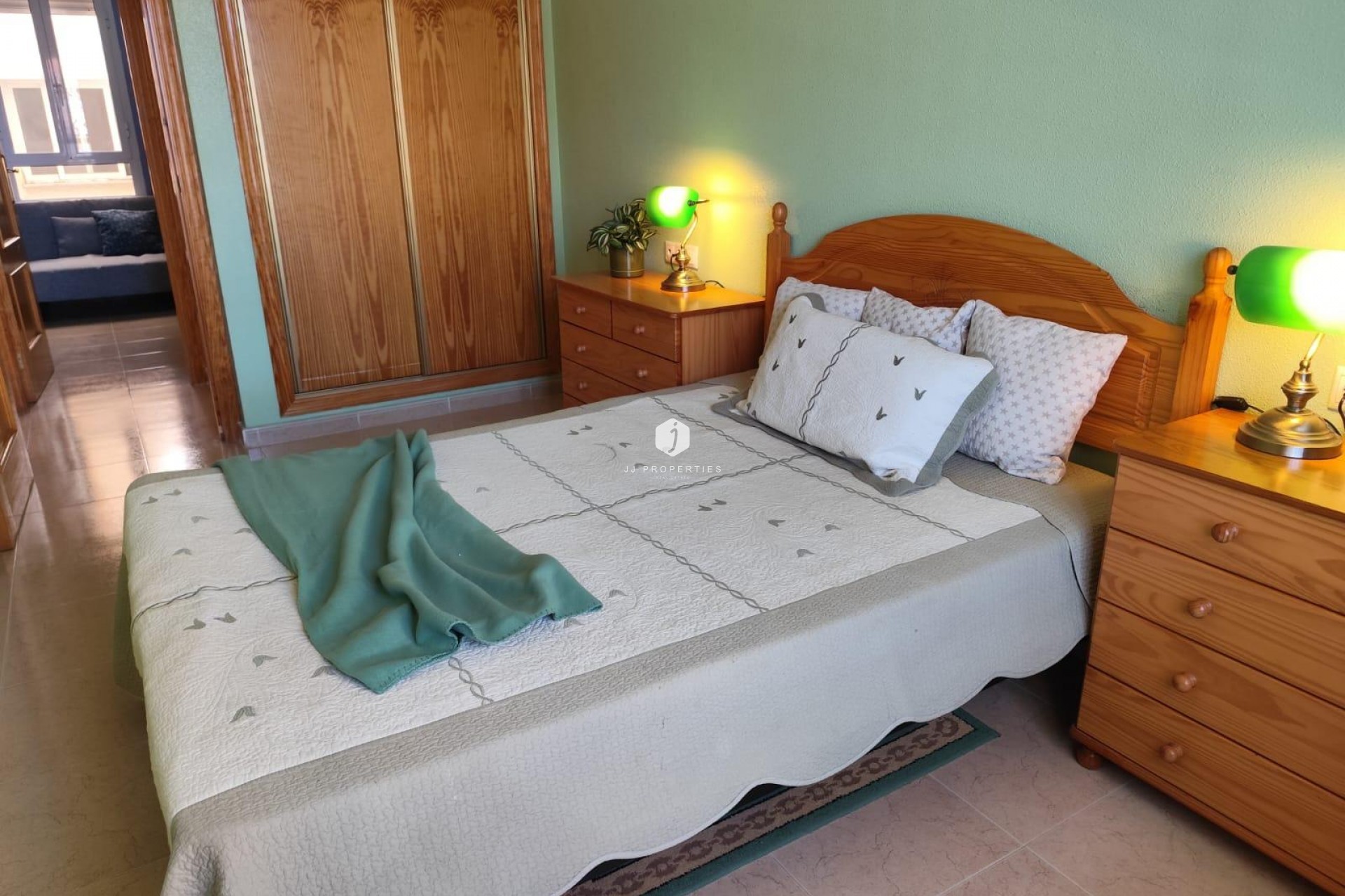 D'occasion - Appartement -
Torrevieja - Centro
