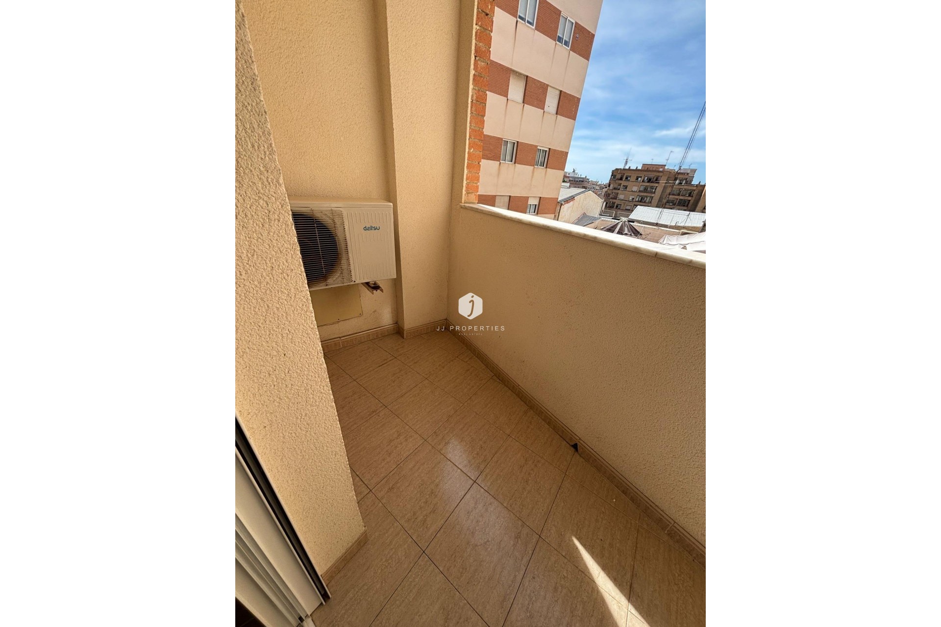 D'occasion - Appartement -
Torrevieja - Centro