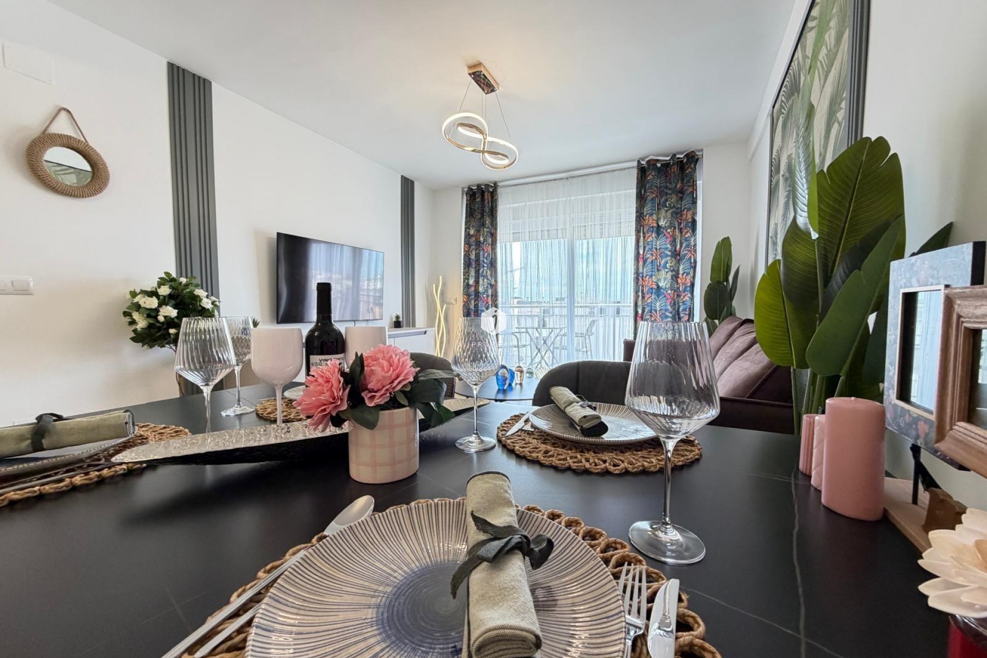 D'occasion - Appartement -
Torrevieja - Centro