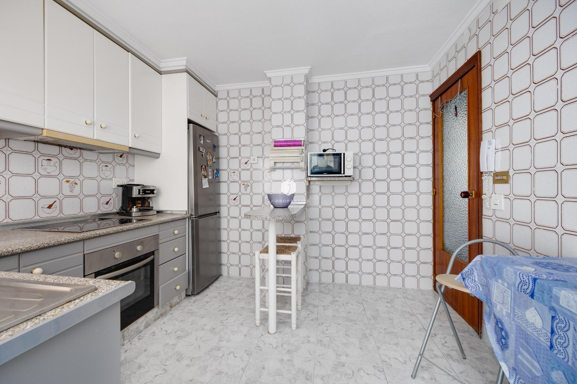 D'occasion - Appartement -
Torrevieja - Centro