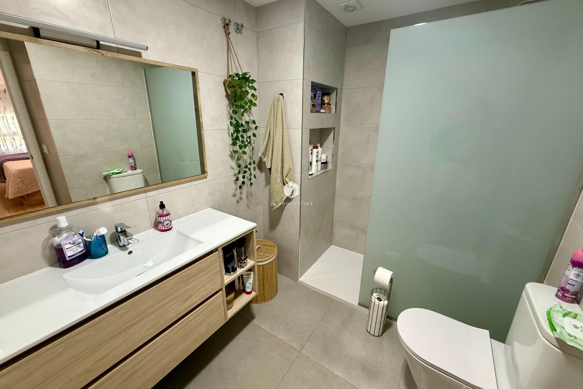D'occasion - Appartement -
Torrevieja - Centro