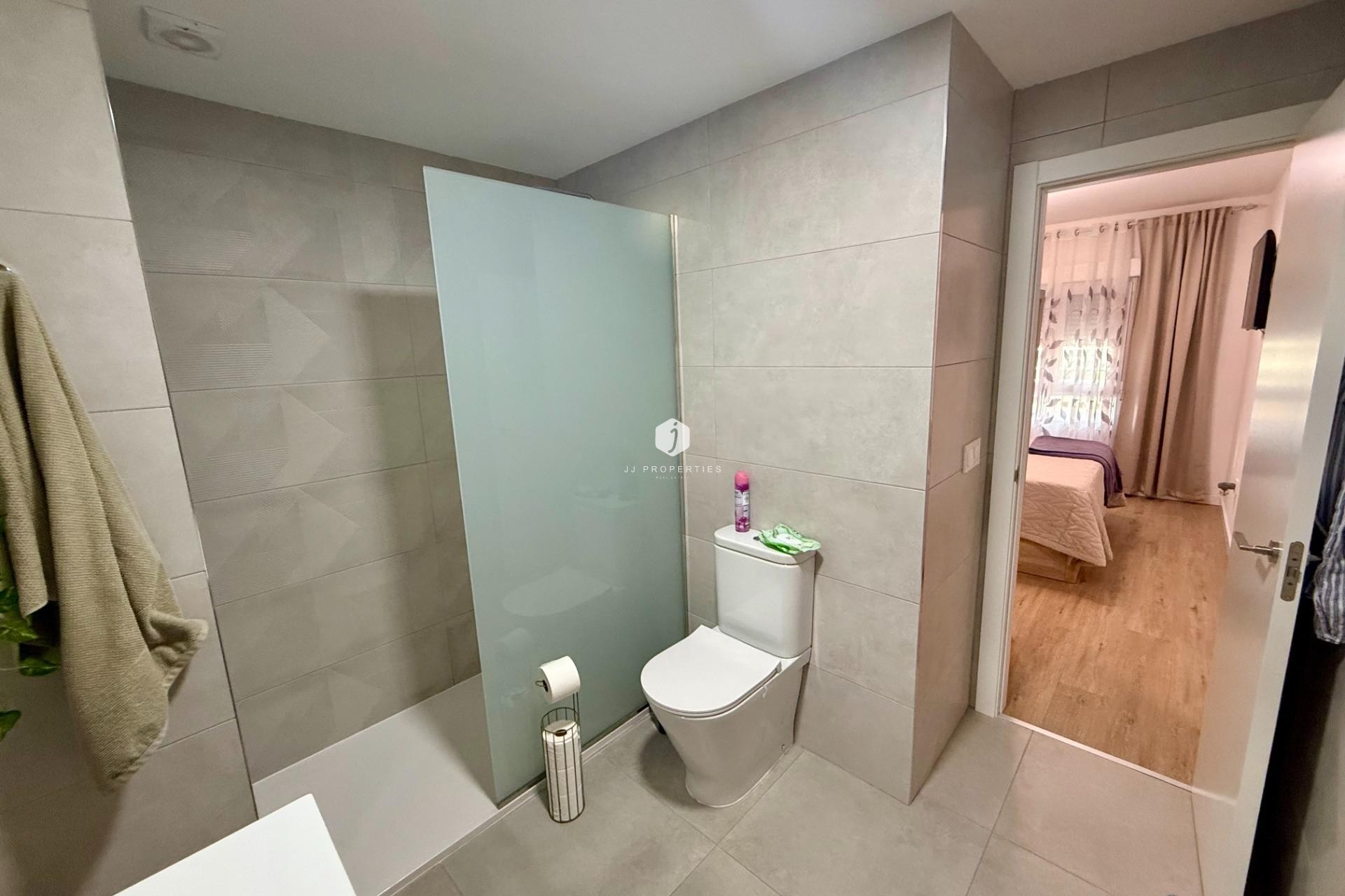 D'occasion - Appartement -
Torrevieja - Centro