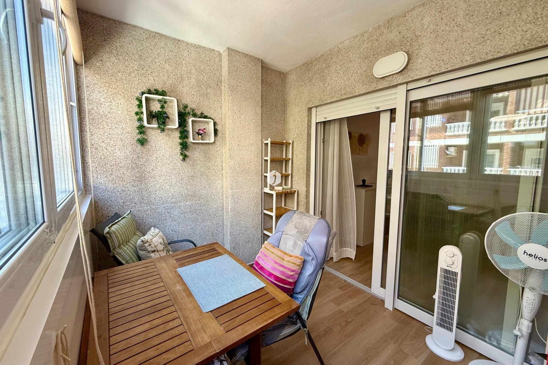 D'occasion - Appartement -
Torrevieja - Centro