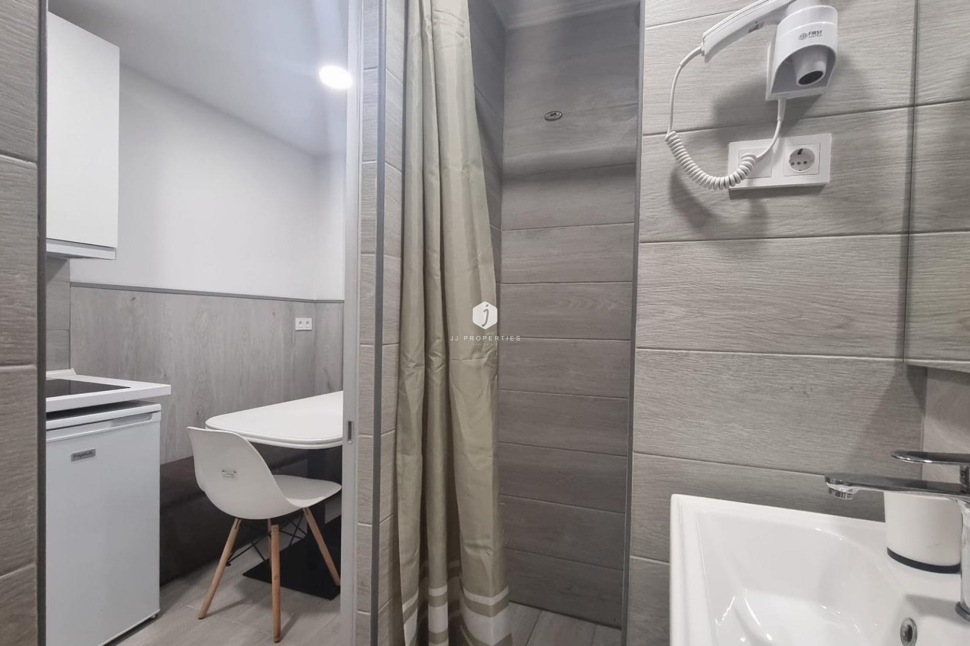 D'occasion - Appartement -
Torrevieja - Centro