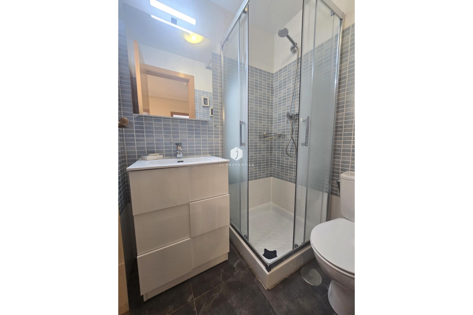 D'occasion - Appartement -
Torrevieja - Centro