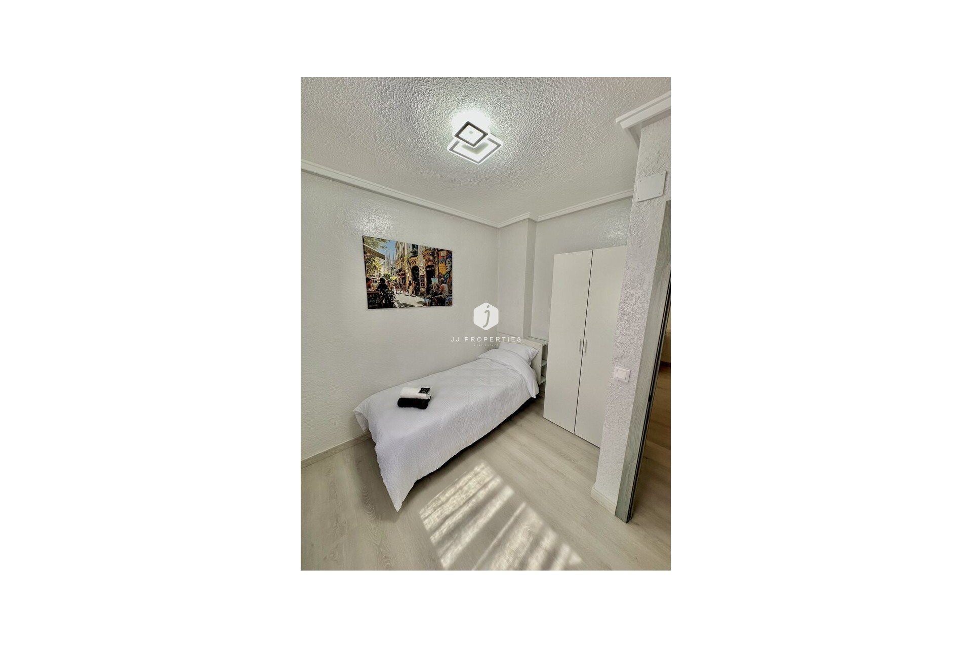 D'occasion - Appartement -
Torrevieja - Centro