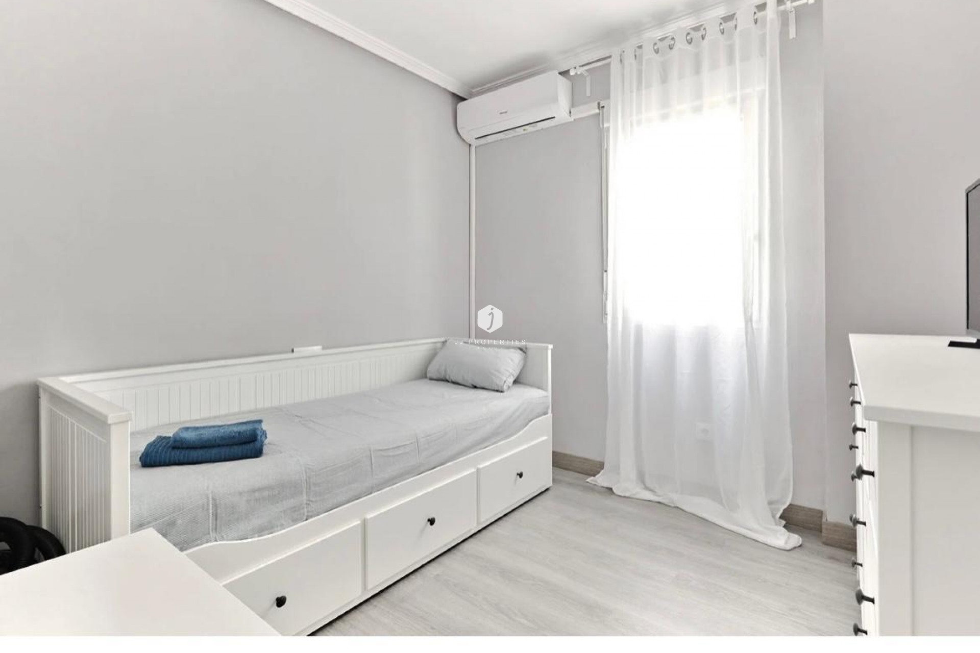 D'occasion - Appartement -
Torrevieja - Centro