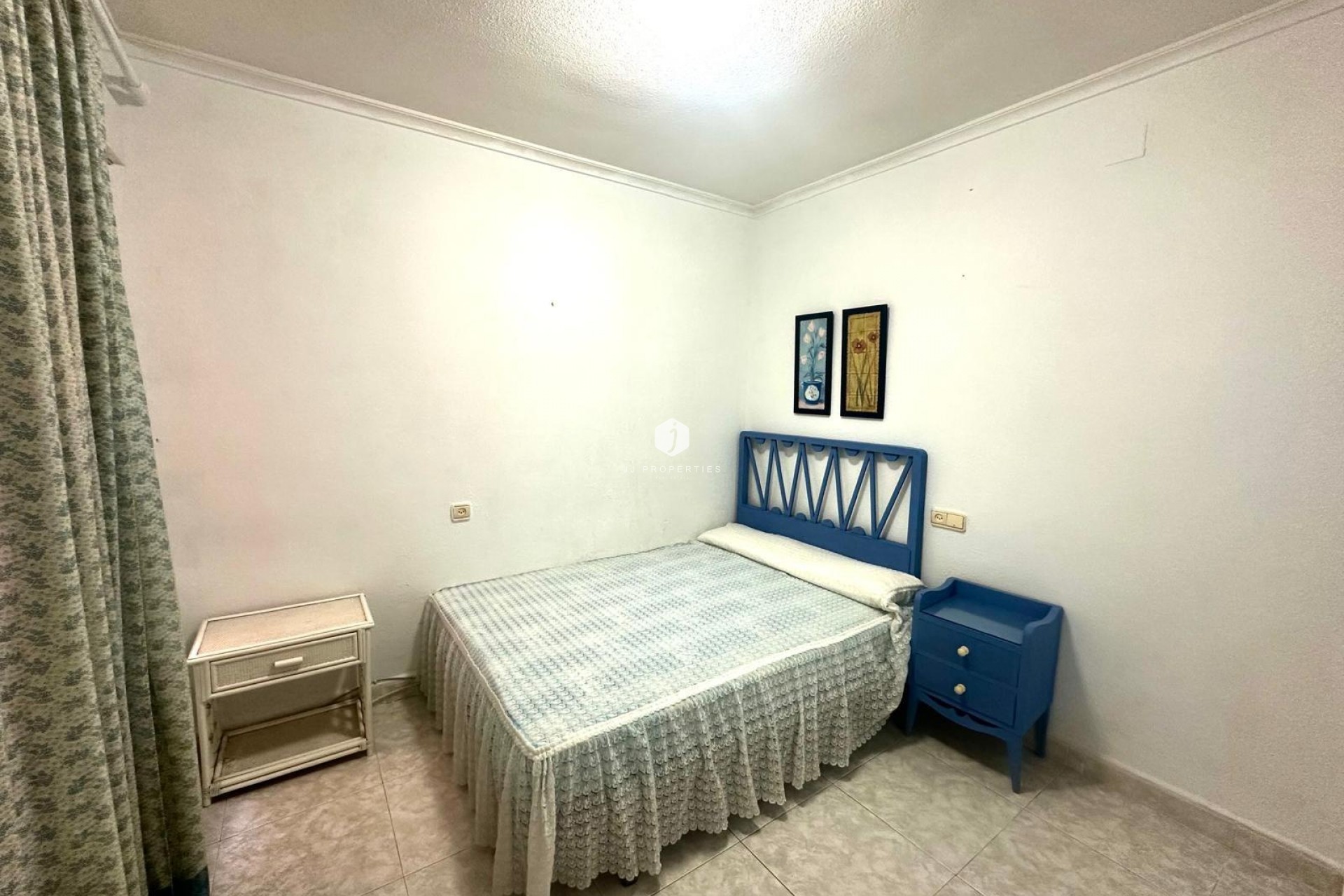 D'occasion - Appartement -
Torrevieja - Centro